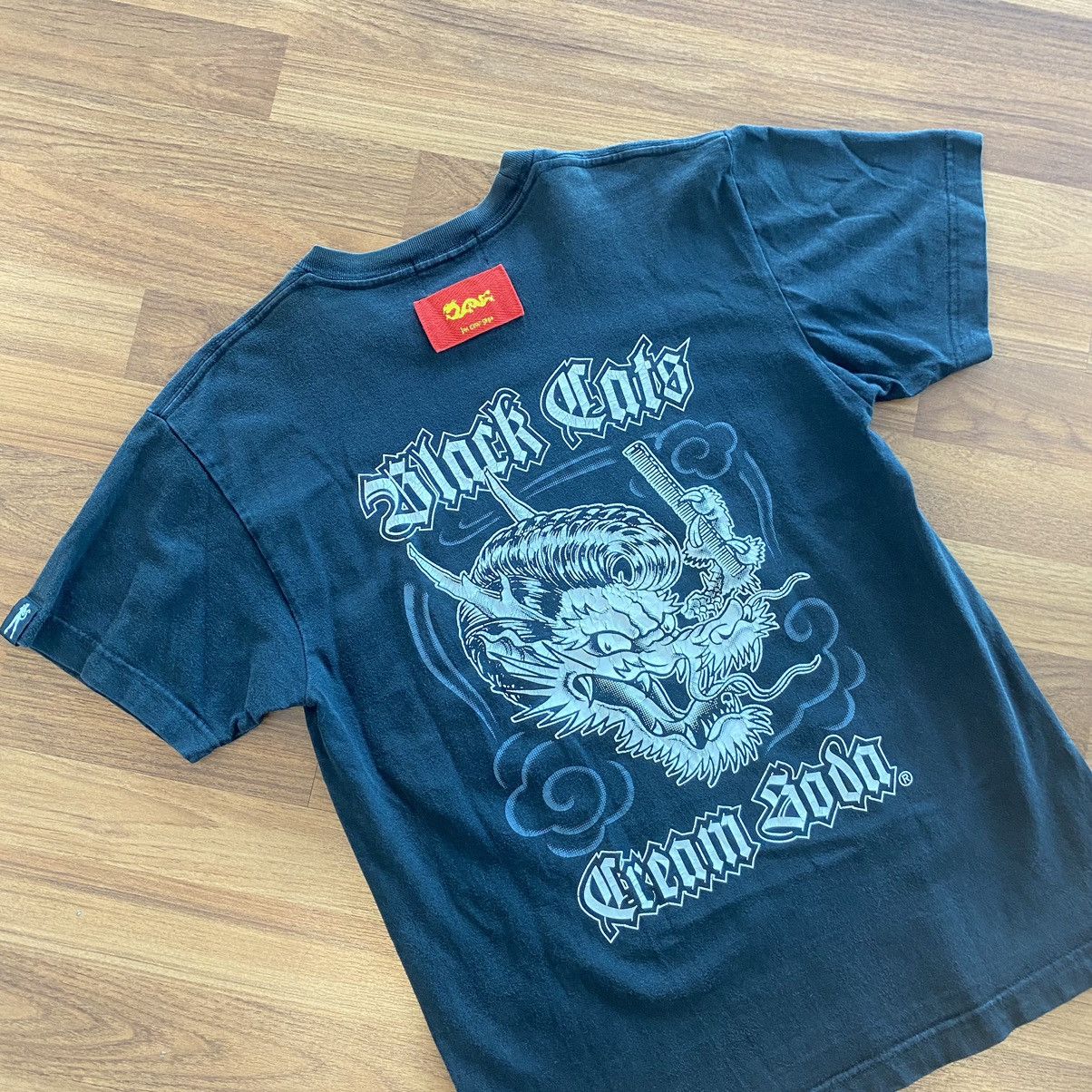 Japanese Brand Thrashed Faded Vintage Y2K Cream Soda ERD GRUNGE T-SHIRT Size US M / EU 48-50 / 2 - 3 Thumbnail