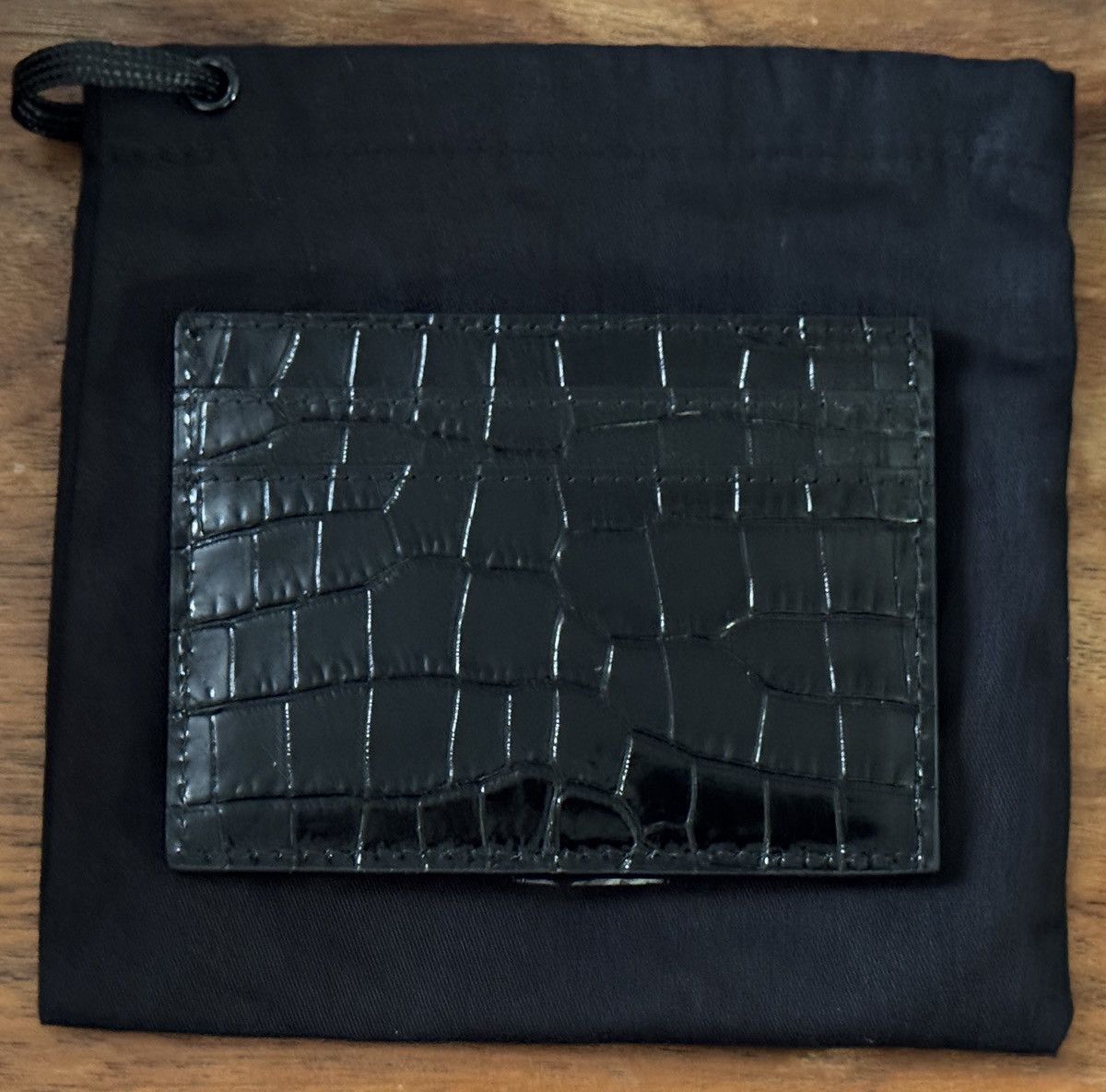 Yves Saint Laurent BRAND NEW Yves Saint Laurent Card Holder Croc Embossed Black Size ONE SIZE - 4 Thumbnail