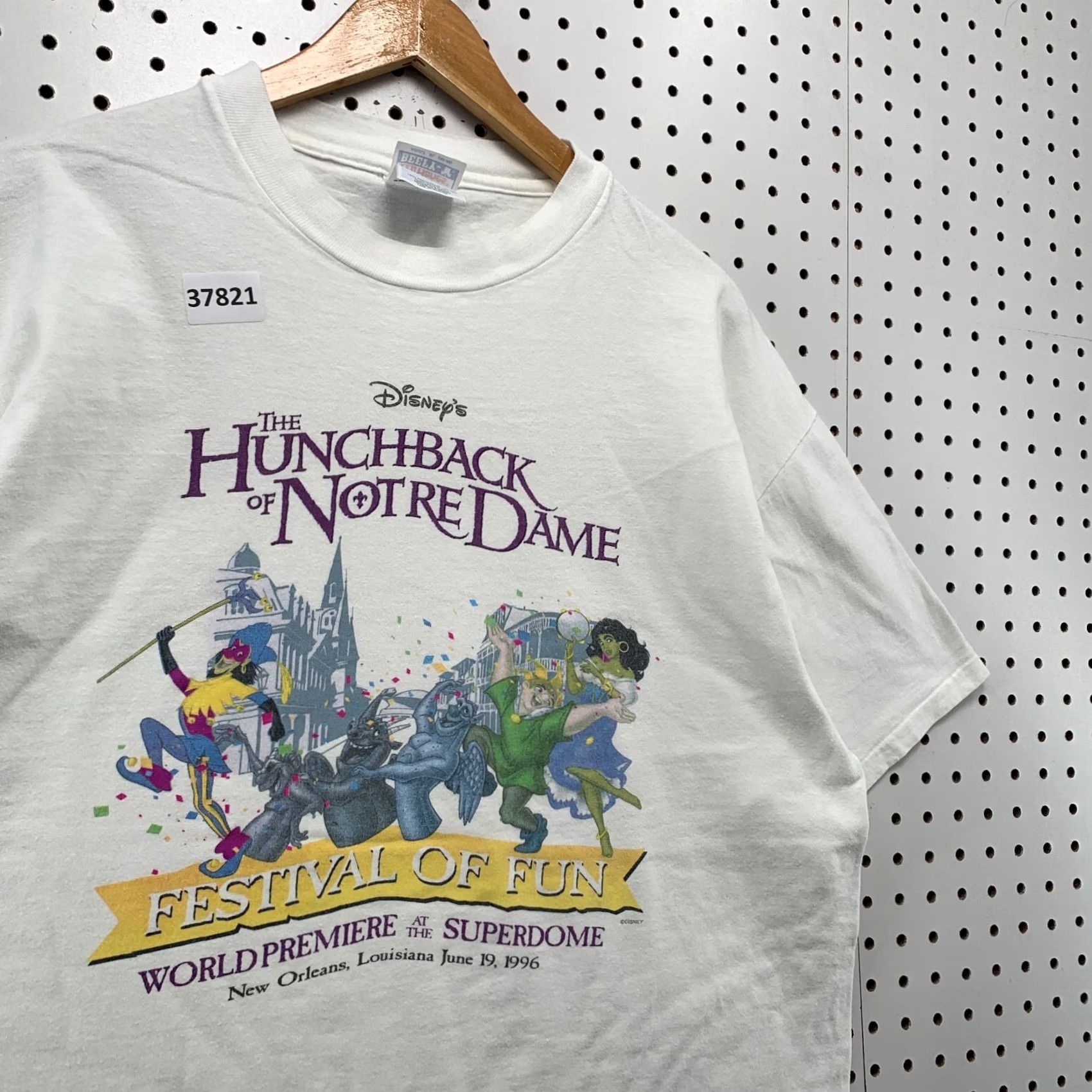 Hanes VINTAGE 90s Disney Hunchback Movie Shirt Mens XL White RARE Size US XL / EU 56 / 4 - 7 Thumbnail