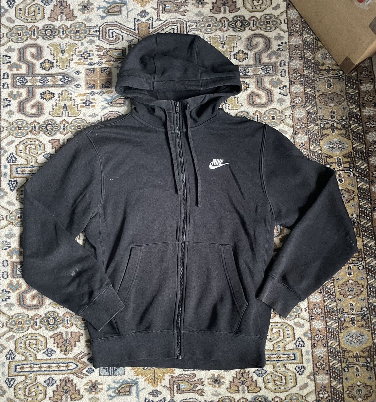 Nike × Vintage Vintage Embroidered Nike Zip Up Hoodie Size US S / EU 44-46 / 1 - 1 Thumbnail
