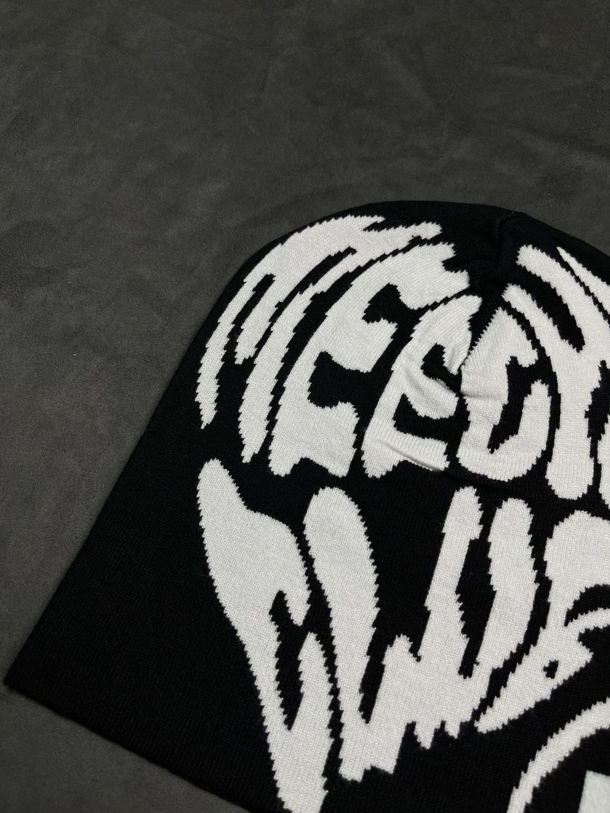 Japanese Brand Rare Y2K Meechy Club No Cuff Knit Skull Cap Black Beanie Hat Size ONE SIZE - 5 Thumbnail