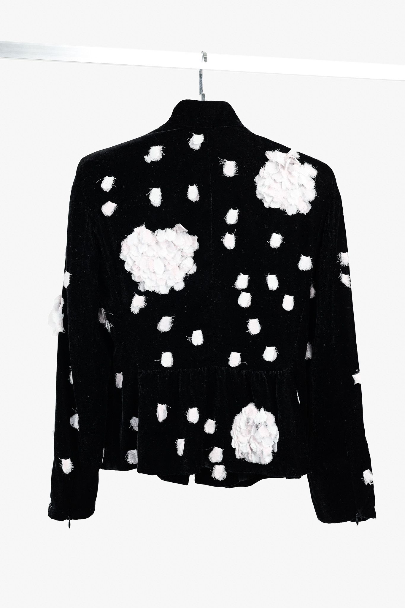 Emporio Armani Emporio Armani Deconstructed Flowers Black Velvet Jacket Size S / US 4 / IT 40 - 2 Thumbnail