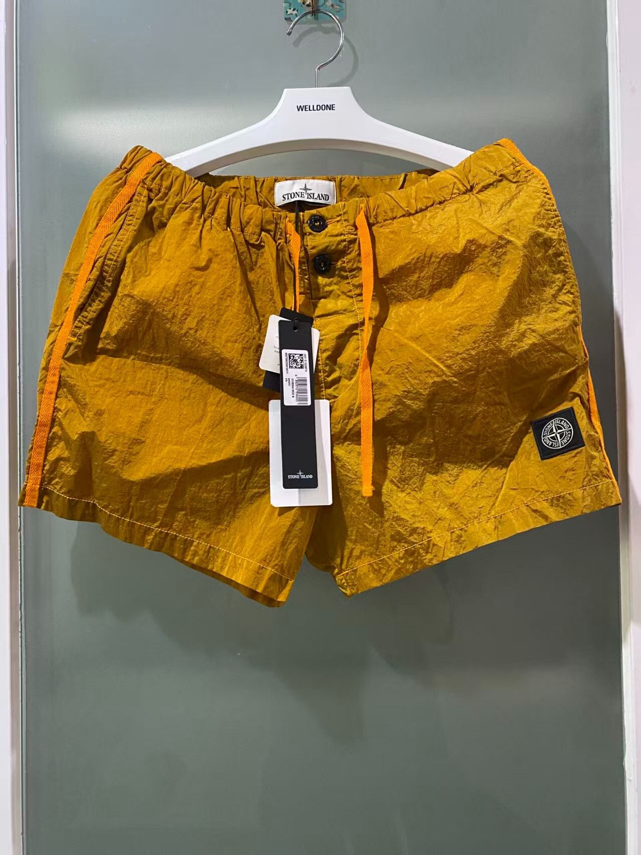 Stone Island stone island metallic nylon shorts size M Size US 27 - 1 Thumbnail