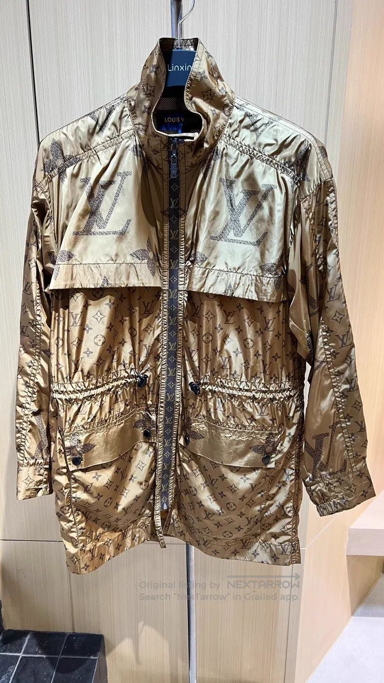 Louis Vuitton Louis Vuitton Old flower full print parka coat Size XS / US 0-2 / IT 36-38 - 1 Thumbnail