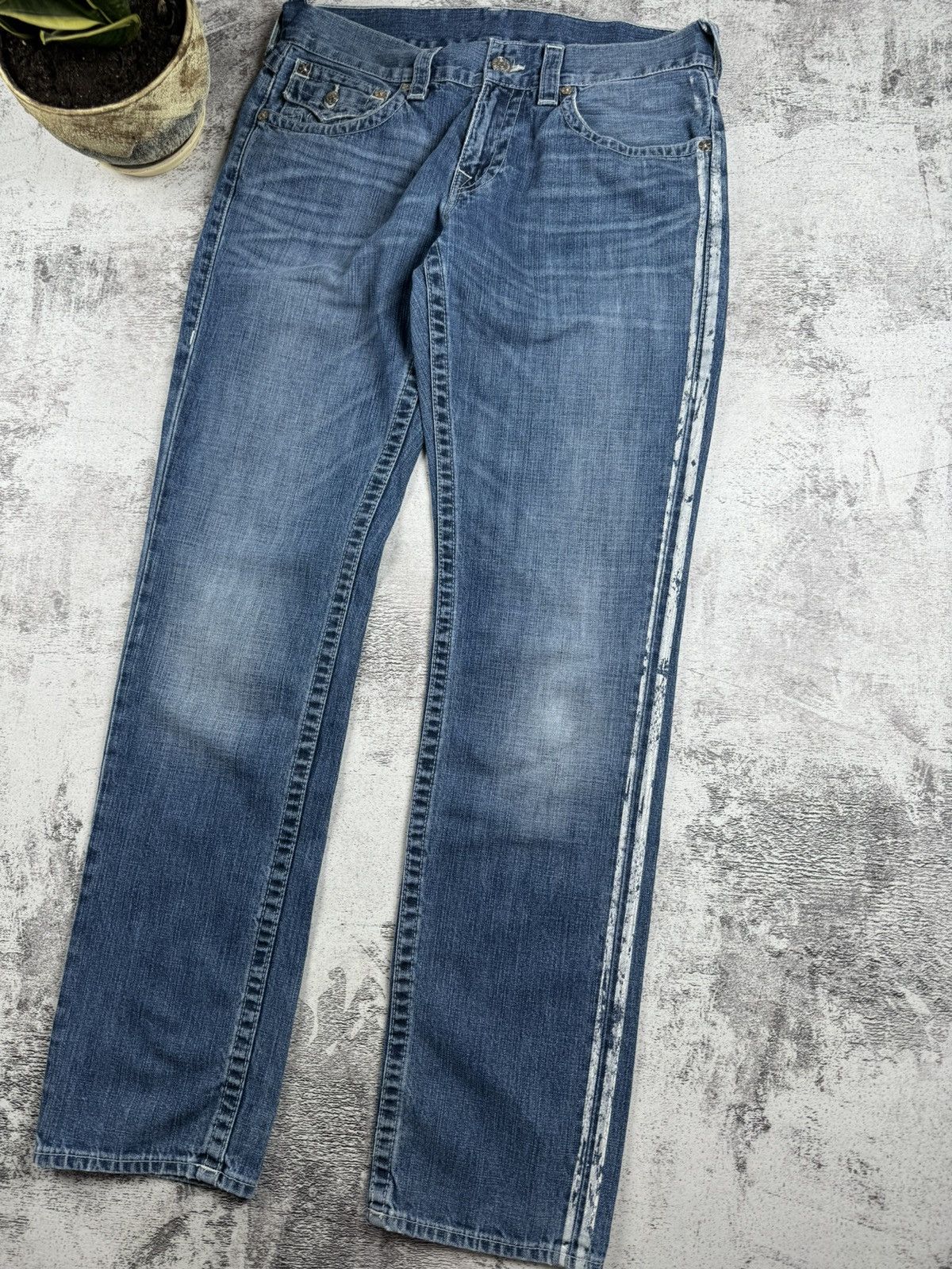 True Religion Vintage True Religion Y2K Distressed Faded Rap Jeans Denim Size US 32 / EU 48 - 11 Thumbnail