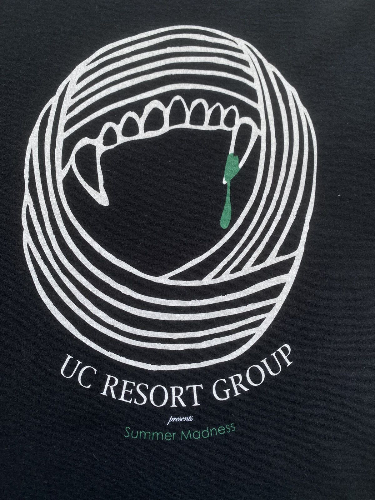 Undercover Rare SS08 Undercover UC Resort Group Summer Madness Tshirt Size US S / EU 44-46 / 1 - 9 Thumbnail