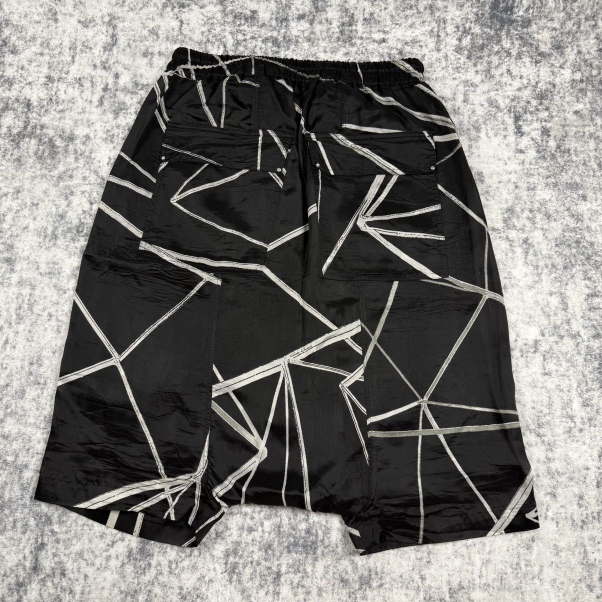 Rick Owens Rick Owens SS22 FOGACHINE Drawcord All-Over Print Shorts Size US 34 / EU 50 - 2 Thumbnail