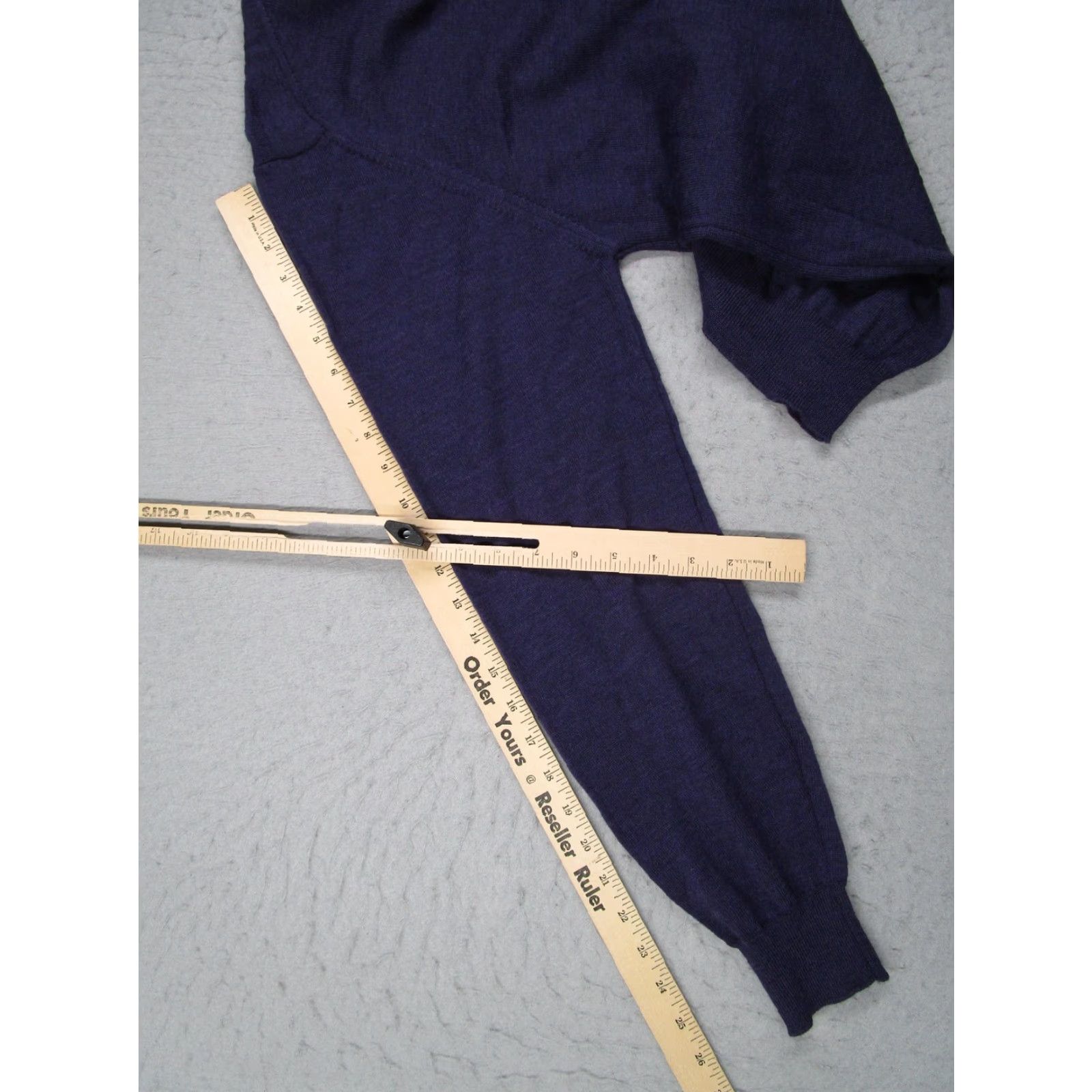 Vintage Giasone Sweater Mens XL Purple 100% Extra Fine Merino V Neck Made Italy Knit (Lightweight, Solid, Wool) Size US XL / EU 56 / 4 - 7 Thumbnail