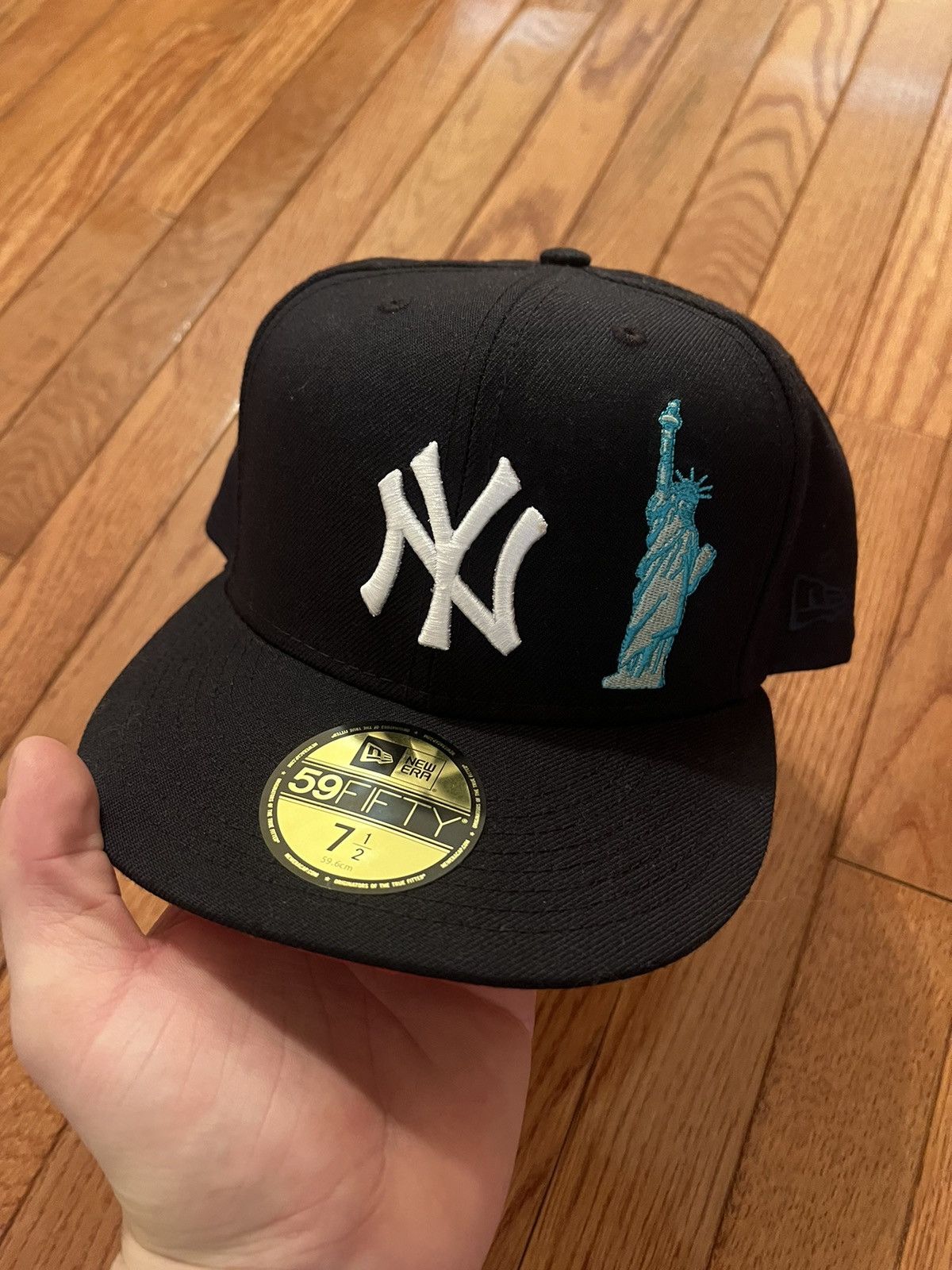 Yankees fitted cap size 7 on sale 1/2