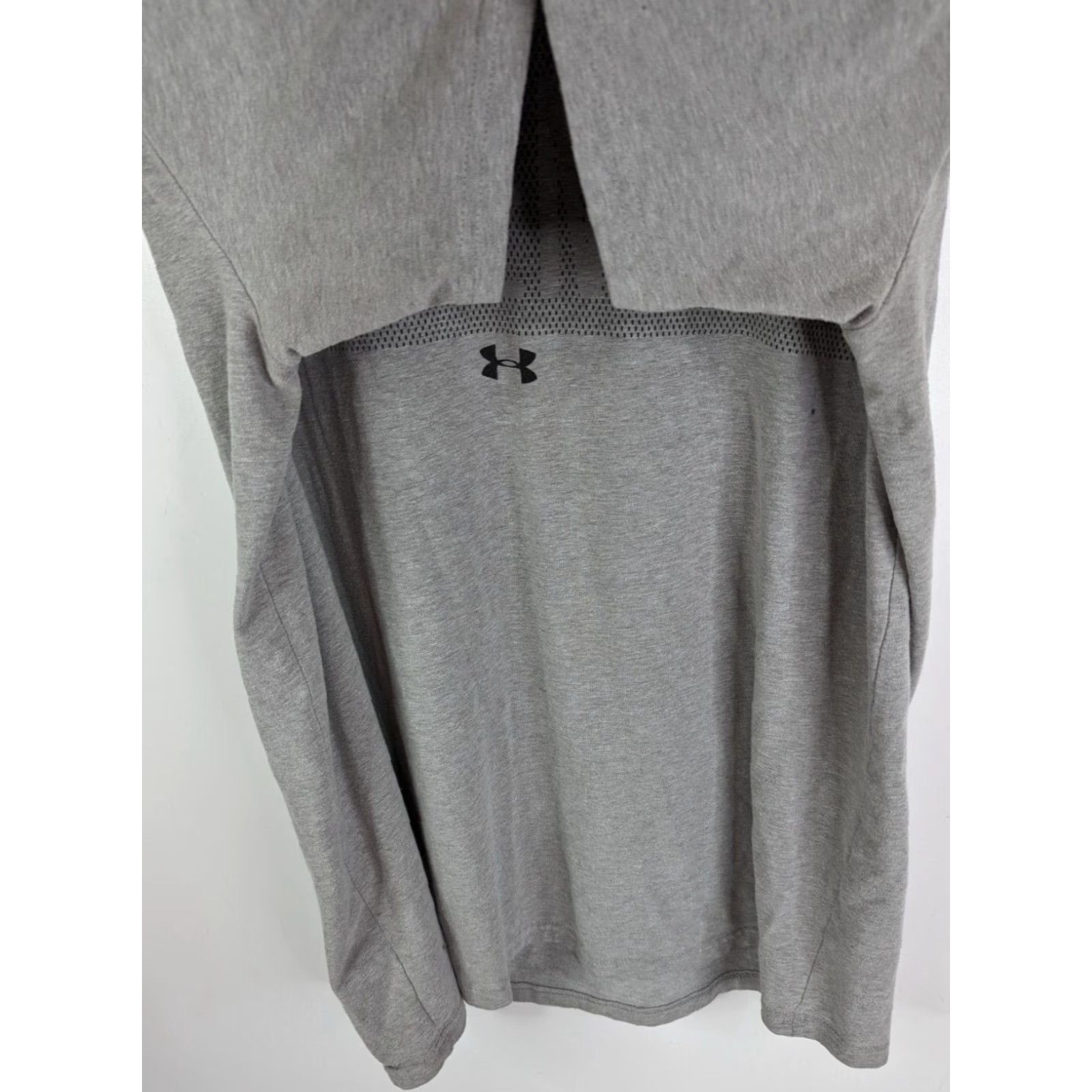 Under Armour Under Armour T-Shirt Contender Short Sleeve Crew Neck Grey Large MEN’s Shirt Size US L / EU 52-54 / 3 - 4 Thumbnail