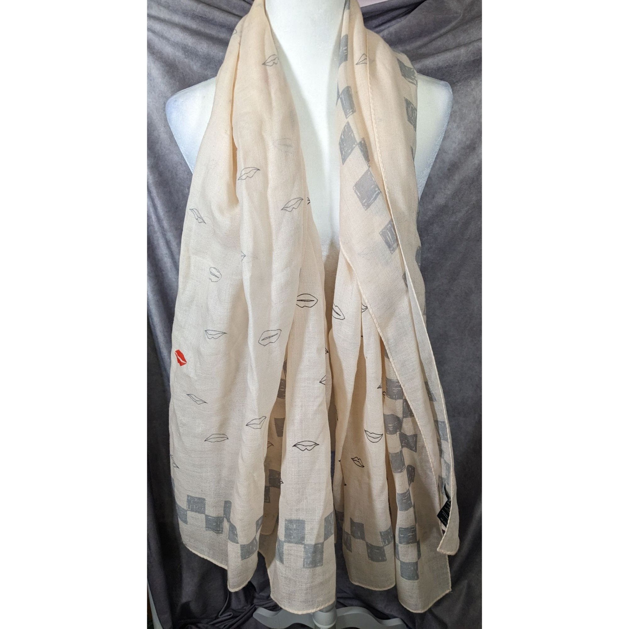 Rag & Bone Rag & Bone Checkerboard Lip Print Shawl/Scarf Size ONE SIZE - 8 Thumbnail