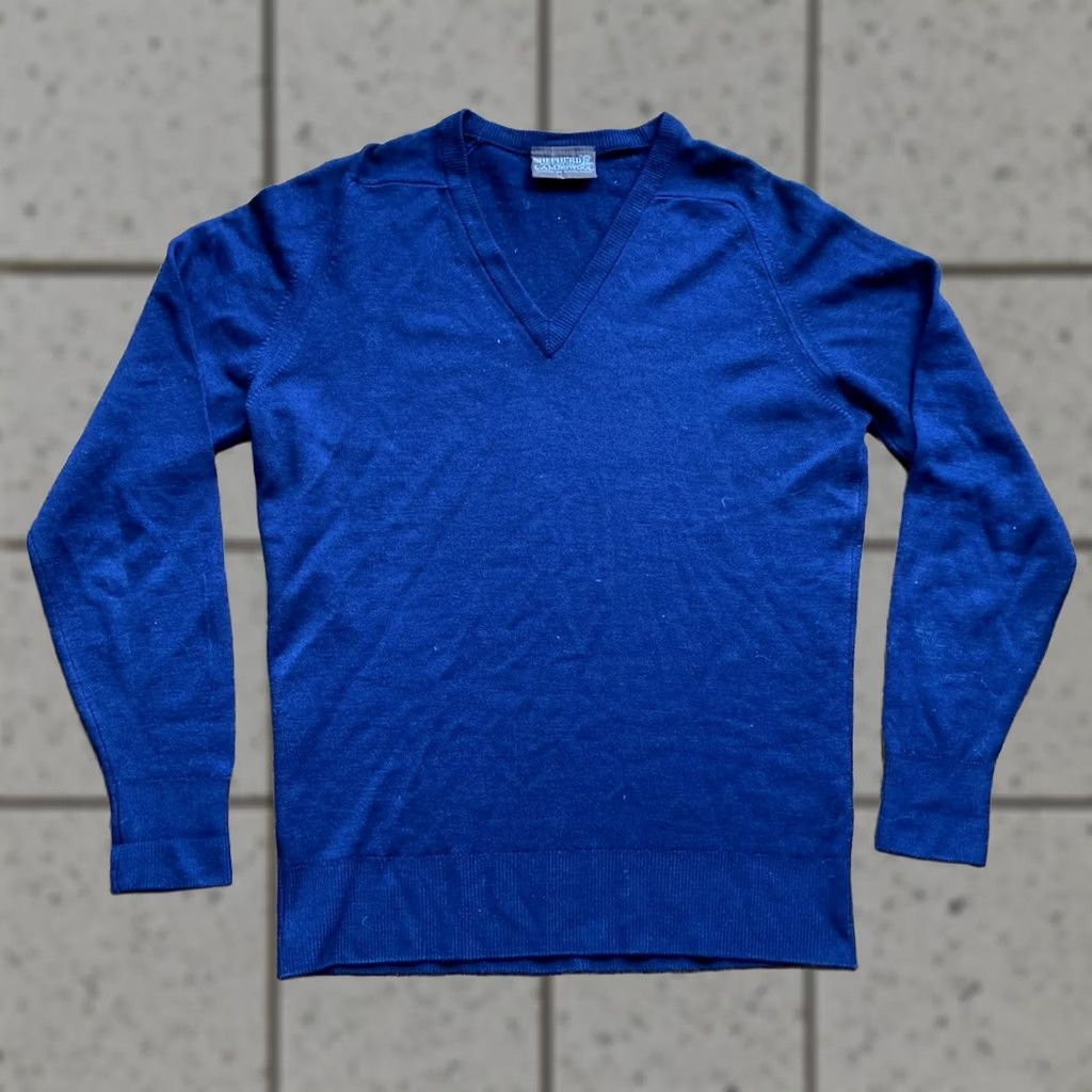 Vintage VINTAGE Shepherd Sweater Mens Small Navy Blue V Neck Lambswool Made In England Size US S / EU 44-46 / 1 - 1 Thumbnail