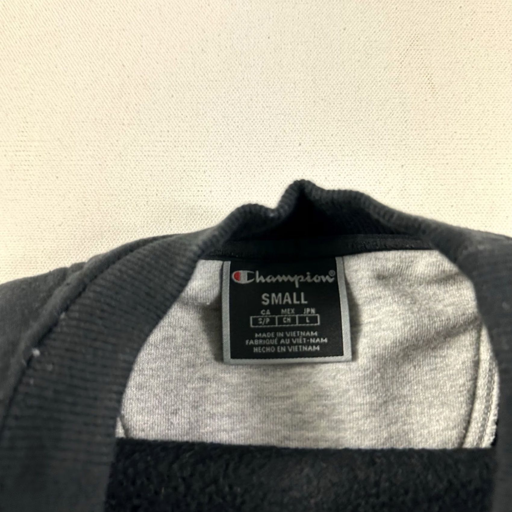 Champion Champion Shirt Mens S Black Crewneck Sweatshirt Takes Little More Make Size US S / EU 44-46 / 1 - 8 Thumbnail