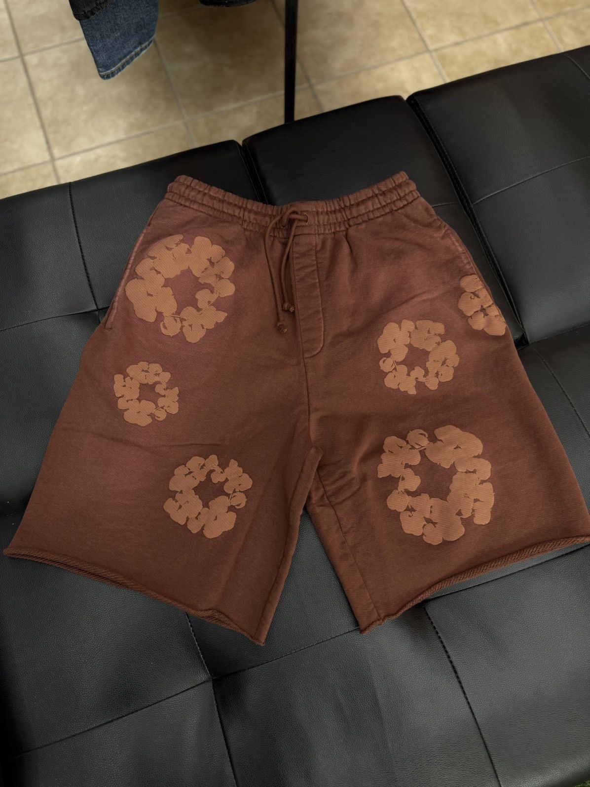 DENIM TEARS Denim Tears Brown Cotton Wreath Size XS (NEW) 2025 Size US 29 - 1 Thumbnail
