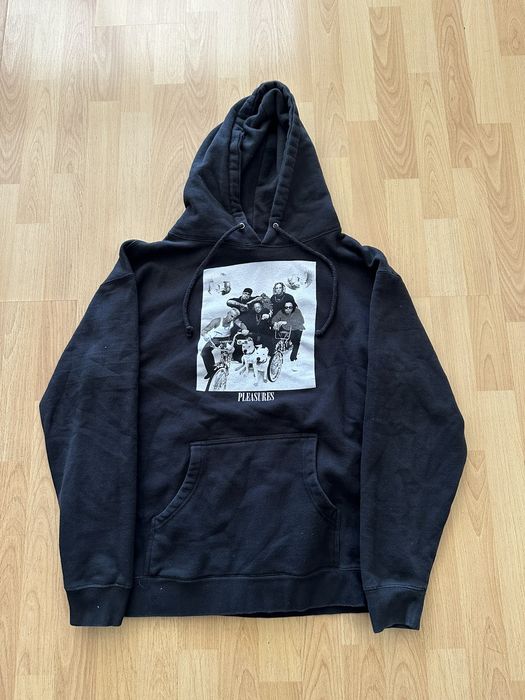 Pleasures korn sale hoodie