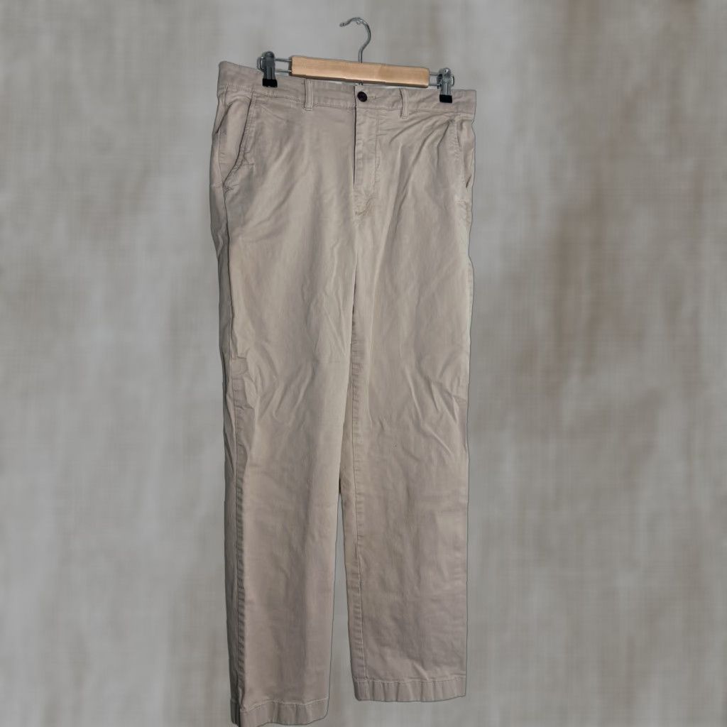 Vintage LL Bean Pants Men 33x31 Beige Chino Classic Fit Straight Leg 509409 Pants Casual Business Travel Moderate Vintage No? Size US 33 - 1 Thumbnail