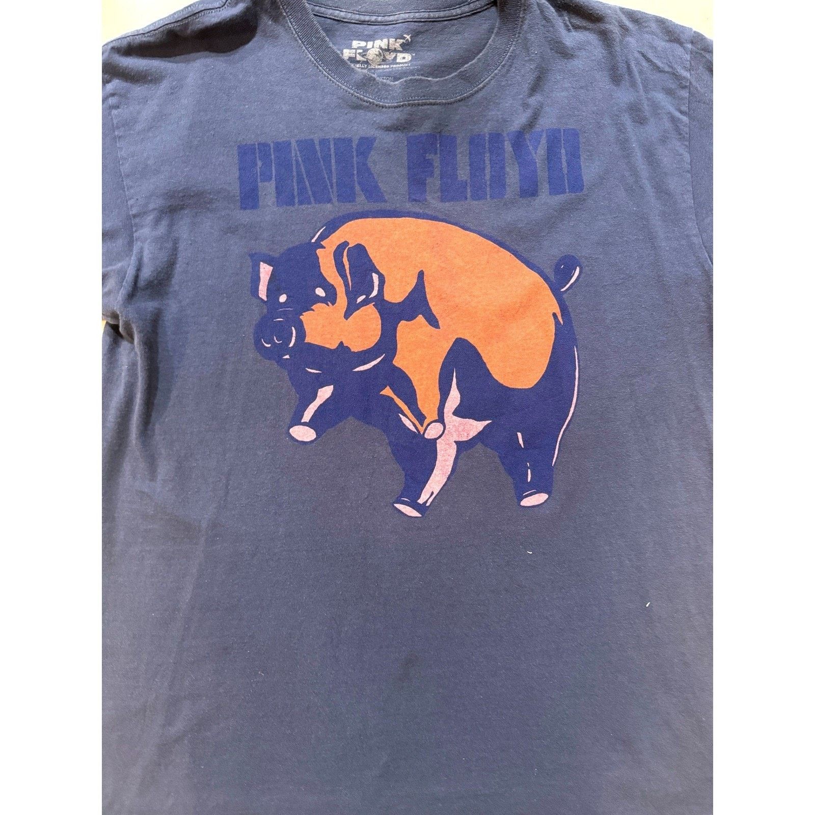 Pink Floyd Pink Floyd Pig Graphic TShirt L Blue 2004 Animals Band Rock Size US L / EU 52-54 / 3 - 4 Thumbnail