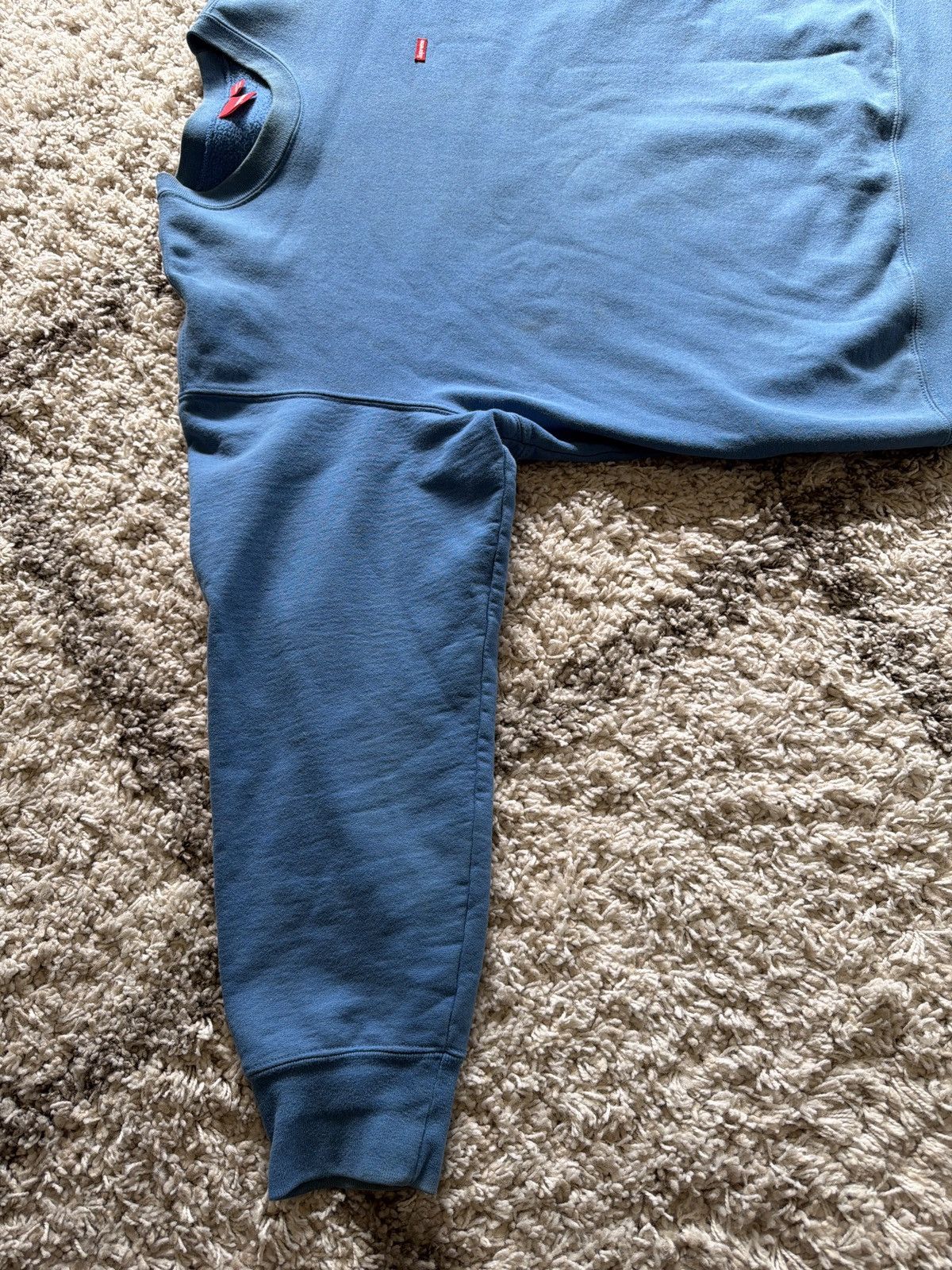 Supreme Supreme small box logo blue sweater Size US L / EU 52-54 / 3 - 7 Thumbnail