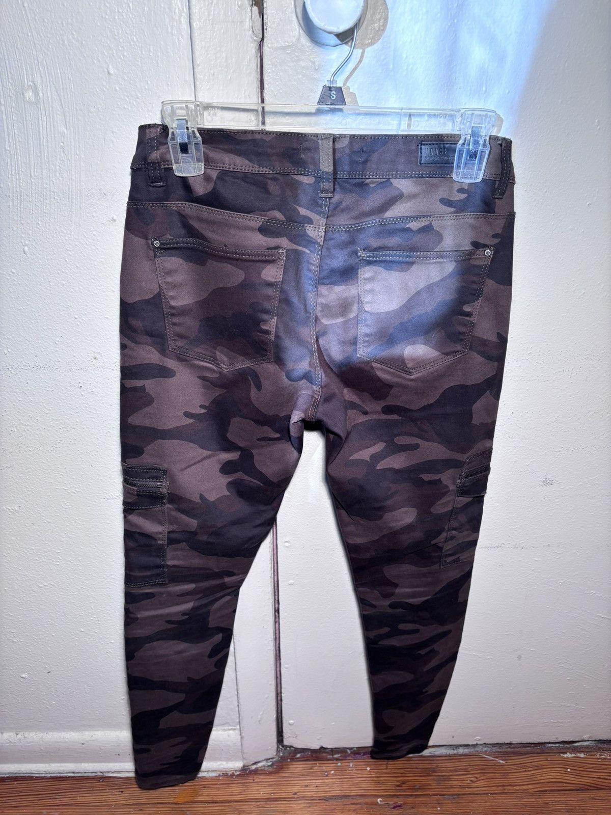 Vintage House Create Your Own Story Camo Skinny Jeans Size 30" / US 8 / IT 44 - 9 Thumbnail