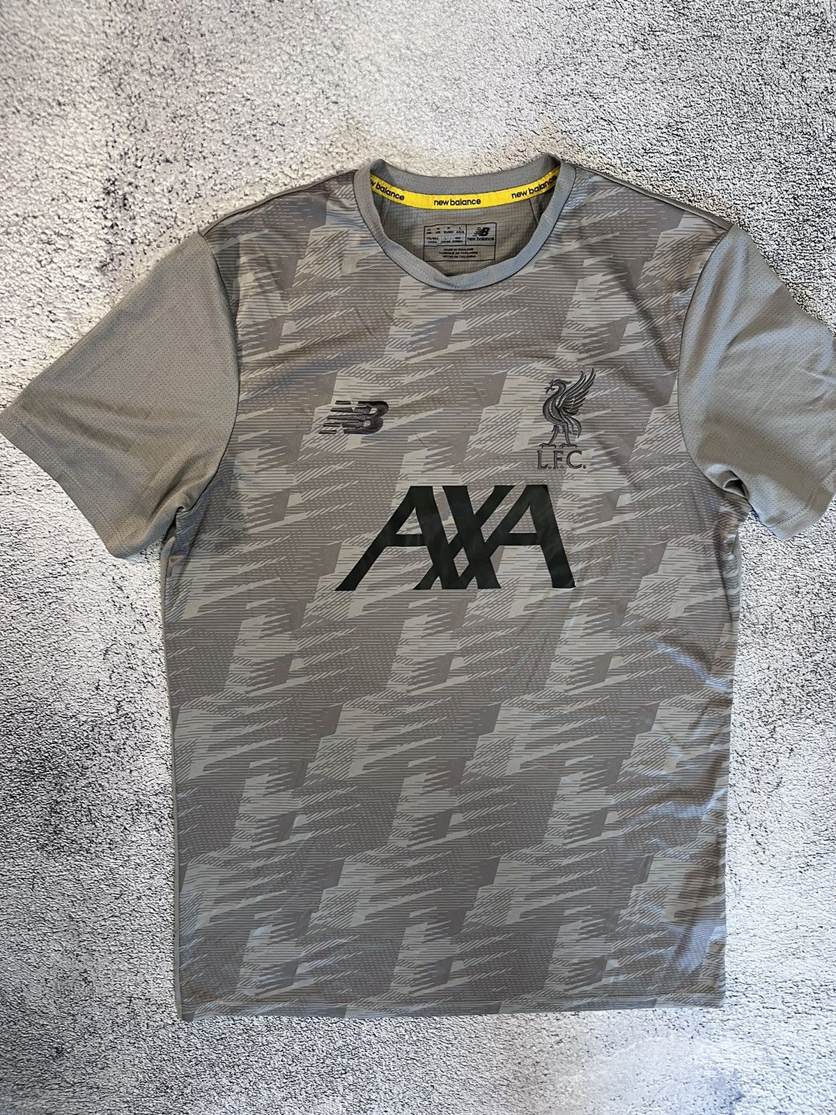 New Balance New Balance Liverpool Men’s Soccer Training Jersey T- Shirt Size US M / EU 48-50 / 2 - 2 Thumbnail