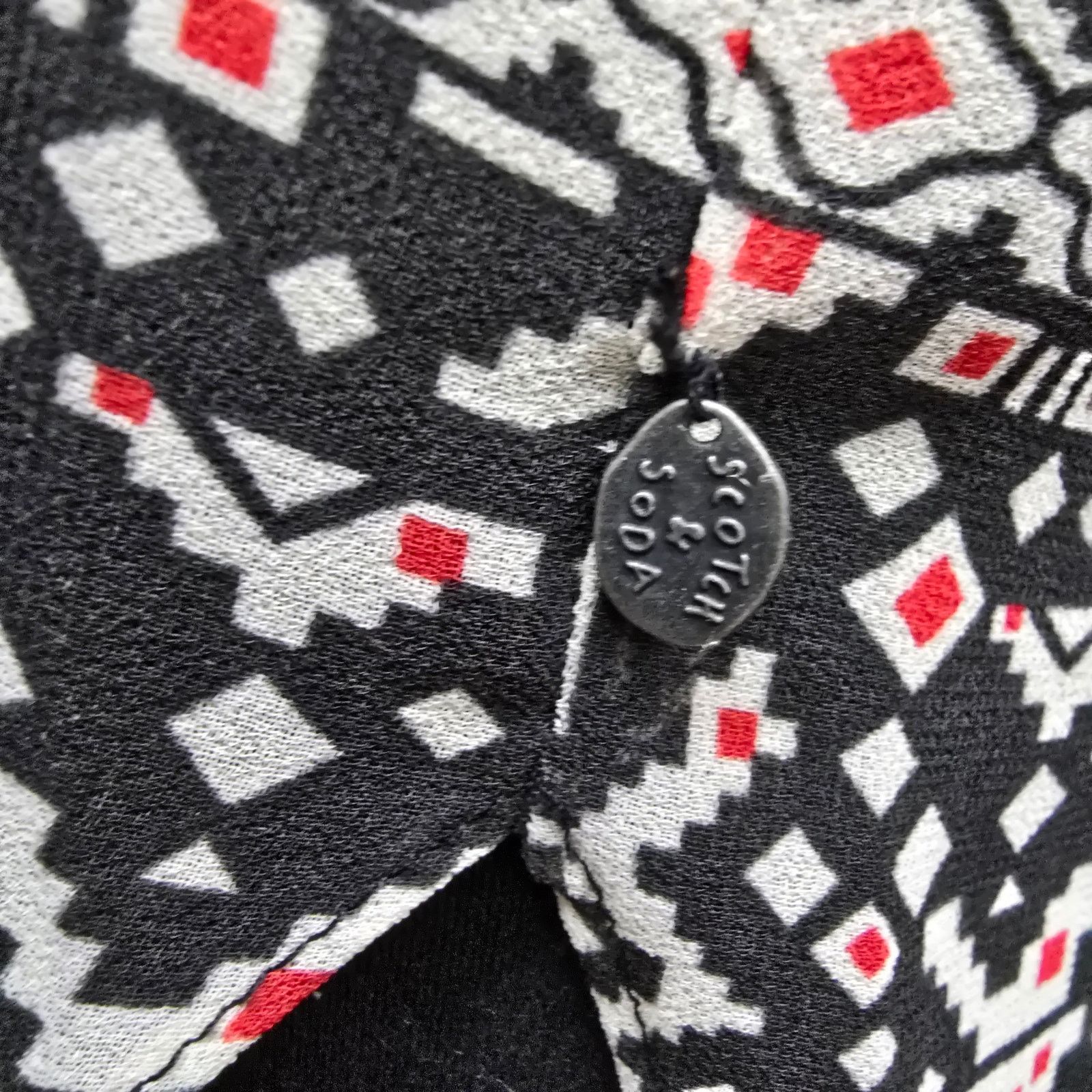 Scotch & Soda Scotch & Soda Blouse Geo Print Contrast Sleeves Gold trim M Size M / US 6-8 / IT 42-44 - 8 Thumbnail