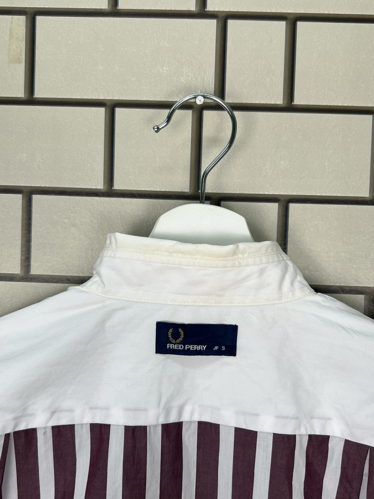 Fred Perry Fred Perry Button Shirt Size US S / EU 44-46 / 1 - 14 Thumbnail