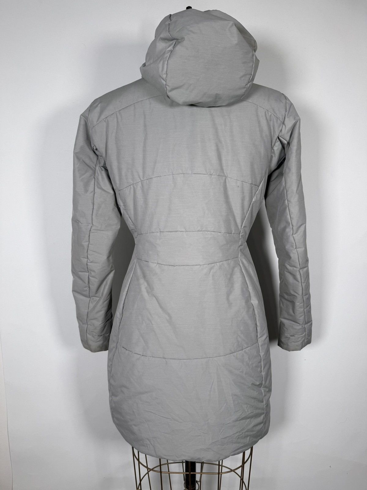 Arc'teryx Arc'teryx Women's Darrah Puffer Long Coat Size S / US 4 / IT 40 - 2 Thumbnail