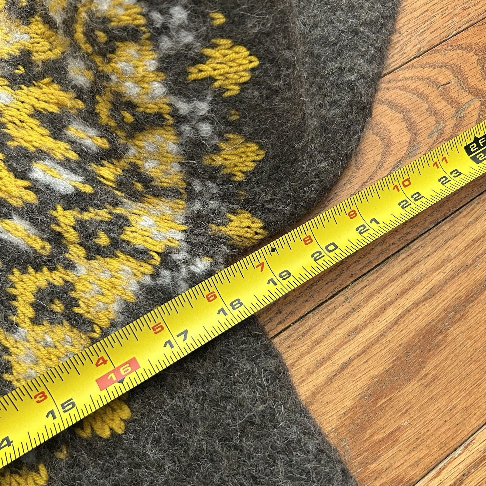 Banana Republic Banana Republic Alpaca Wool Fair Isle Turtleneck Sweater Size S / US 4 / IT 40 - 5 Thumbnail