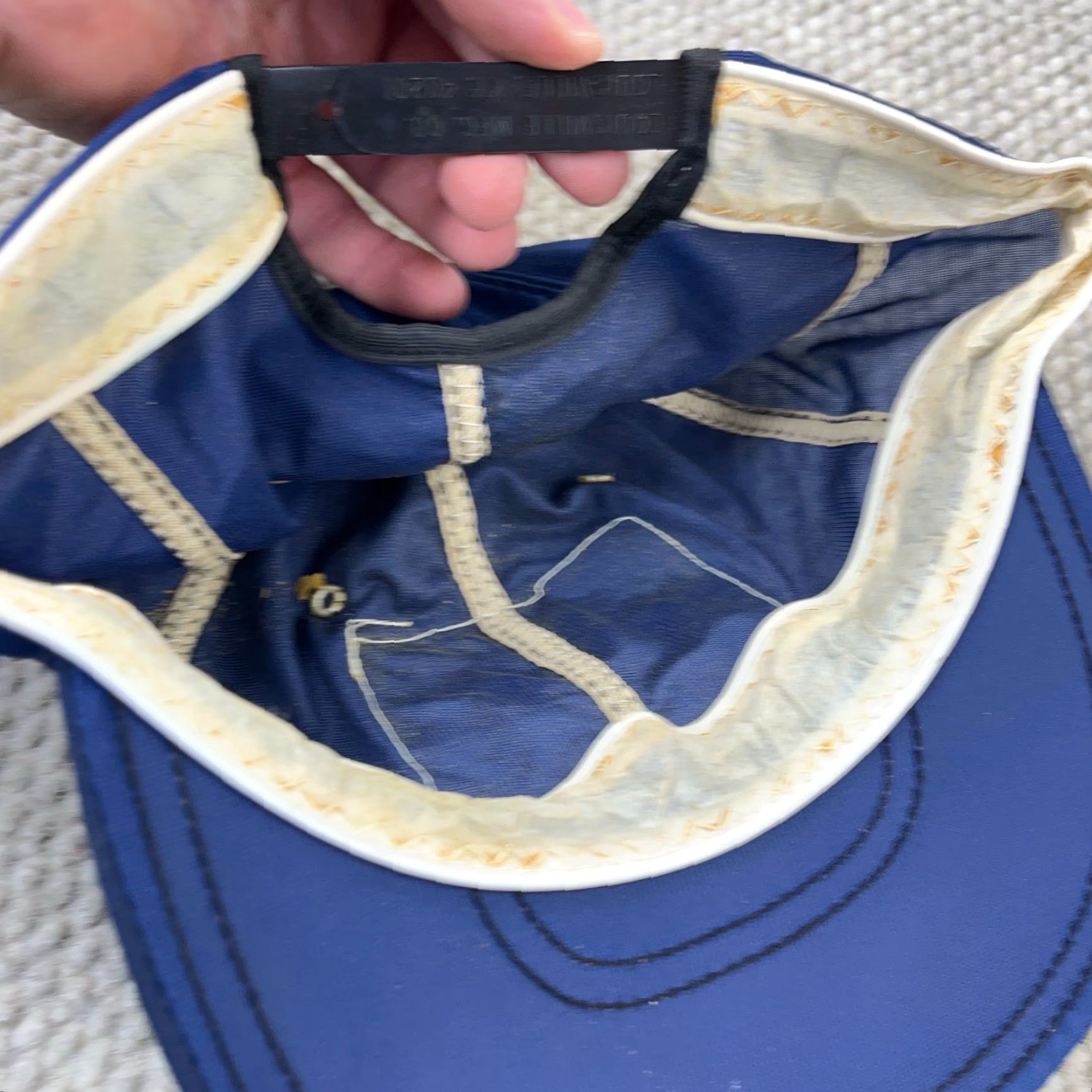 Vintage VINTAGE Louisville MFG Tractor Trucker Hat Made in USA Men Adjustable Blue 80s 90s Farming Outdoor Outdoor Workwear Size ONE SIZE - 7 Thumbnail