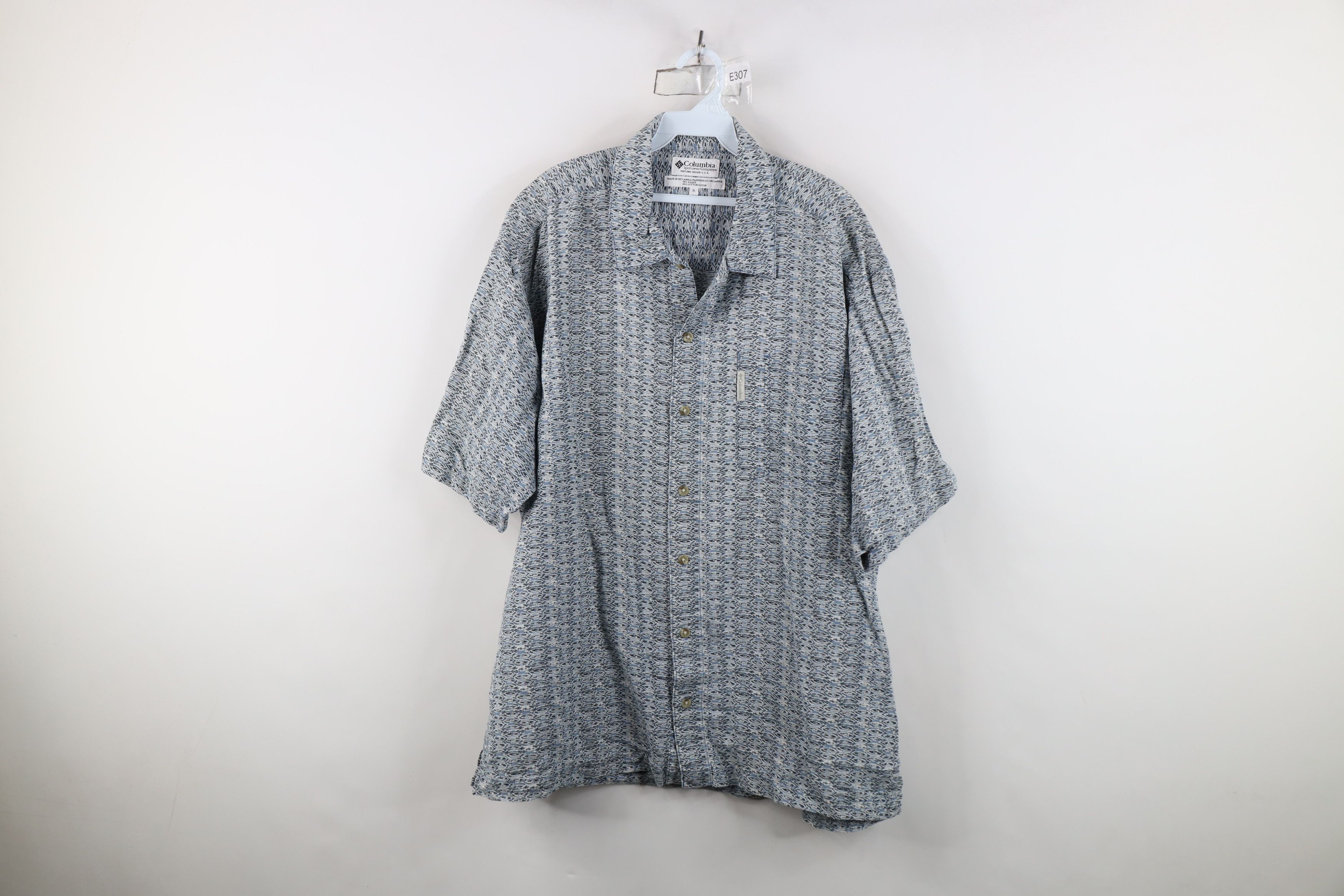 Columbia Vintage Columbia Geometric Baggy Short Sleeve Button Shirt Size US XL / EU 56 / 4 - 1 Thumbnail