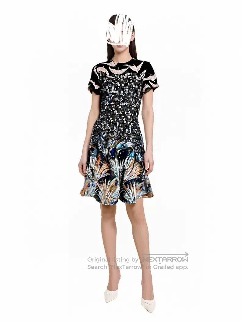 Valentino Valentino Asuka knitted dress Size M / US 6-8 / IT 42-44 - 1 Thumbnail