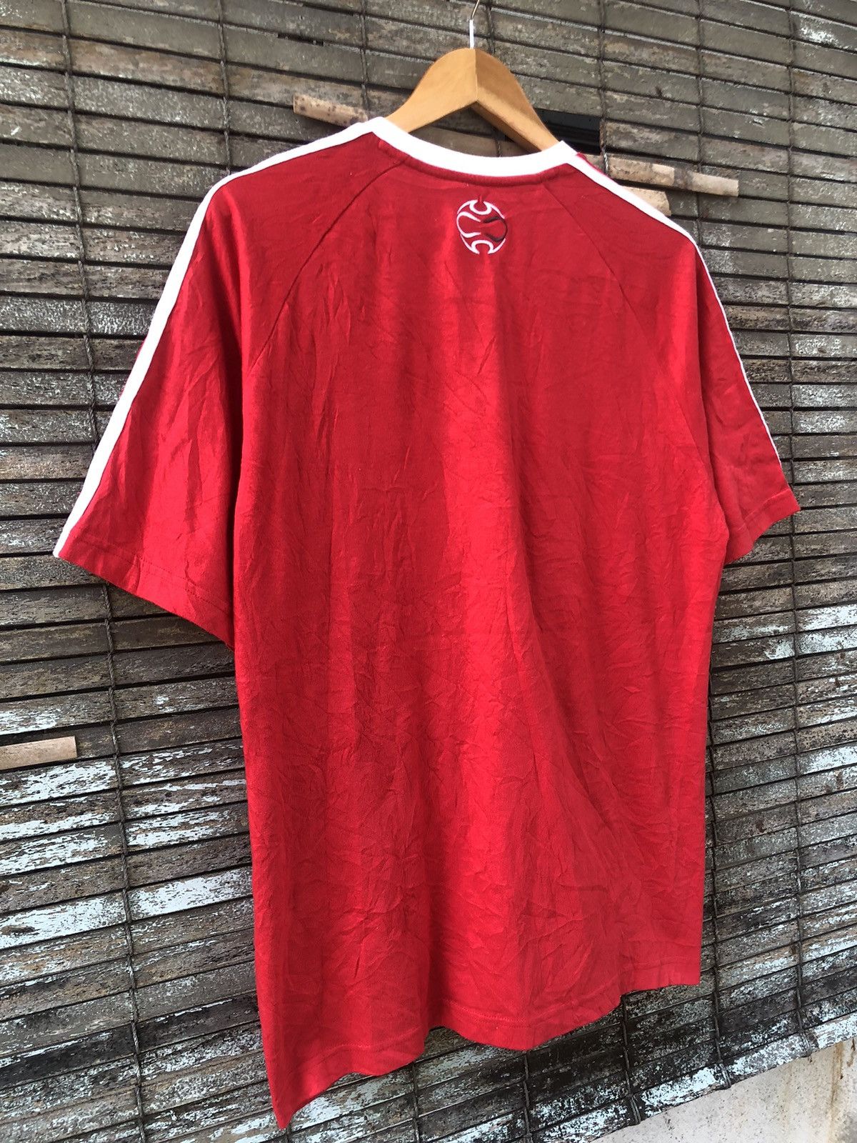 Adidas 🔥Vintage Y2k🔥 Adidas Liverpool Carlsbery Embroidered Tee Size US L / EU 52-54 / 3 - 14 Thumbnail