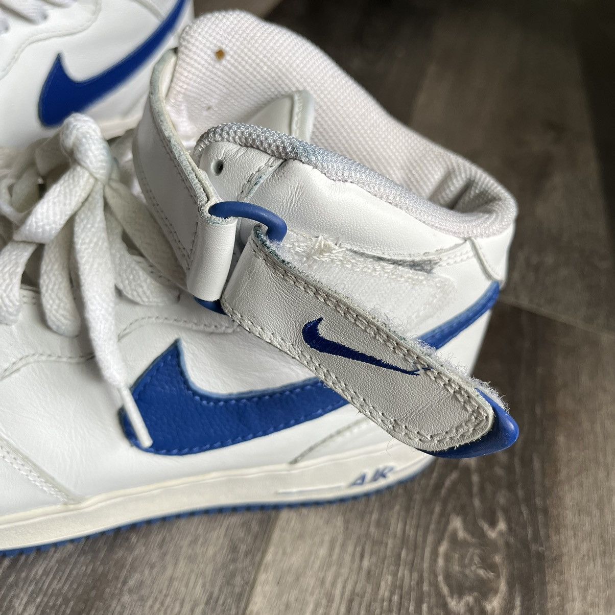 Nike Vintage 2003 Nike Air Force 1 Mid Royal Blue Sport Shoe 11.5 Size US 11.5 / EU 44-45 - 6 Thumbnail