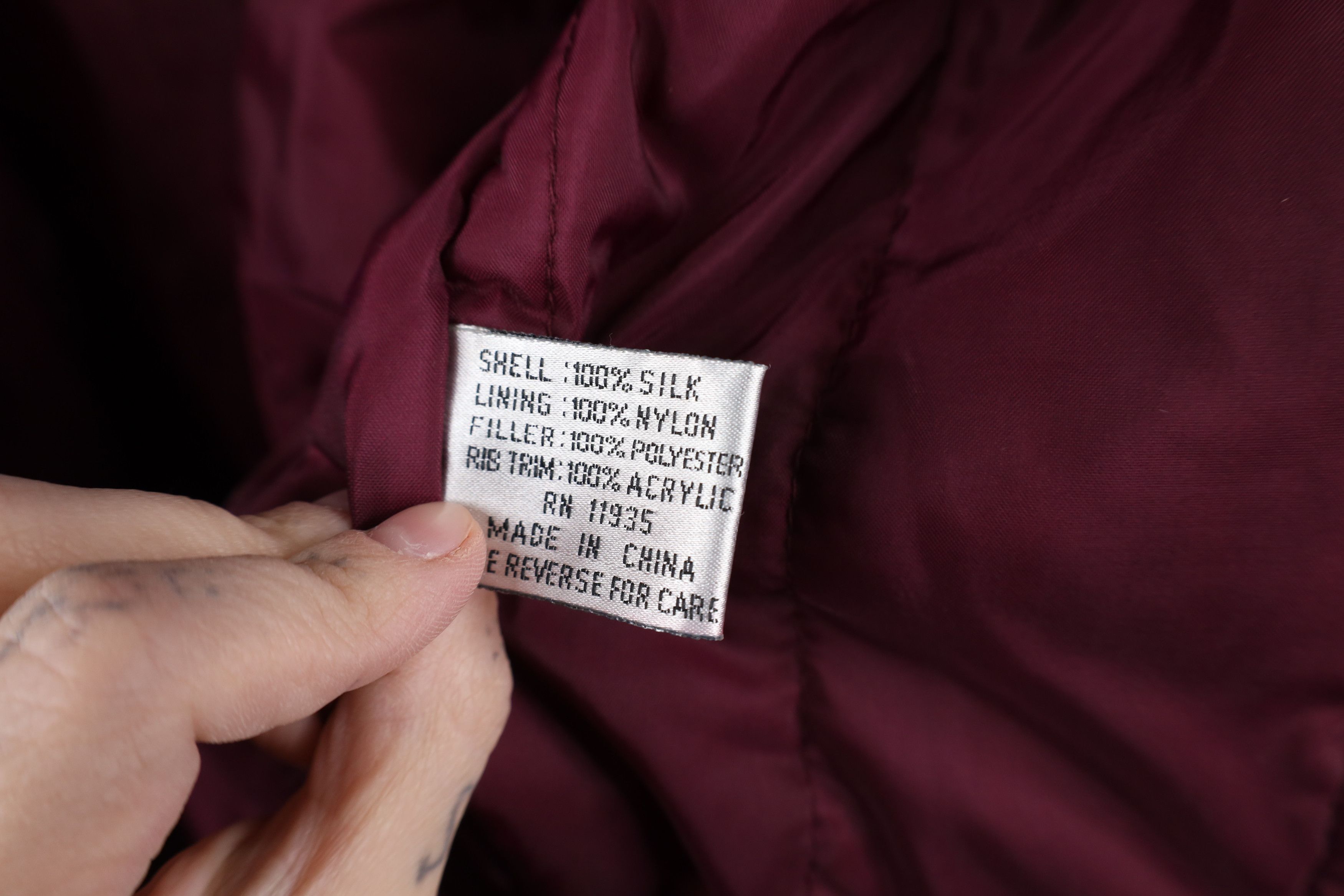 Vintage Vintage 90s Streetwear Full Zip Silk Puffer Bomber Jacket Size US M / EU 48-50 / 2 - 12 Thumbnail