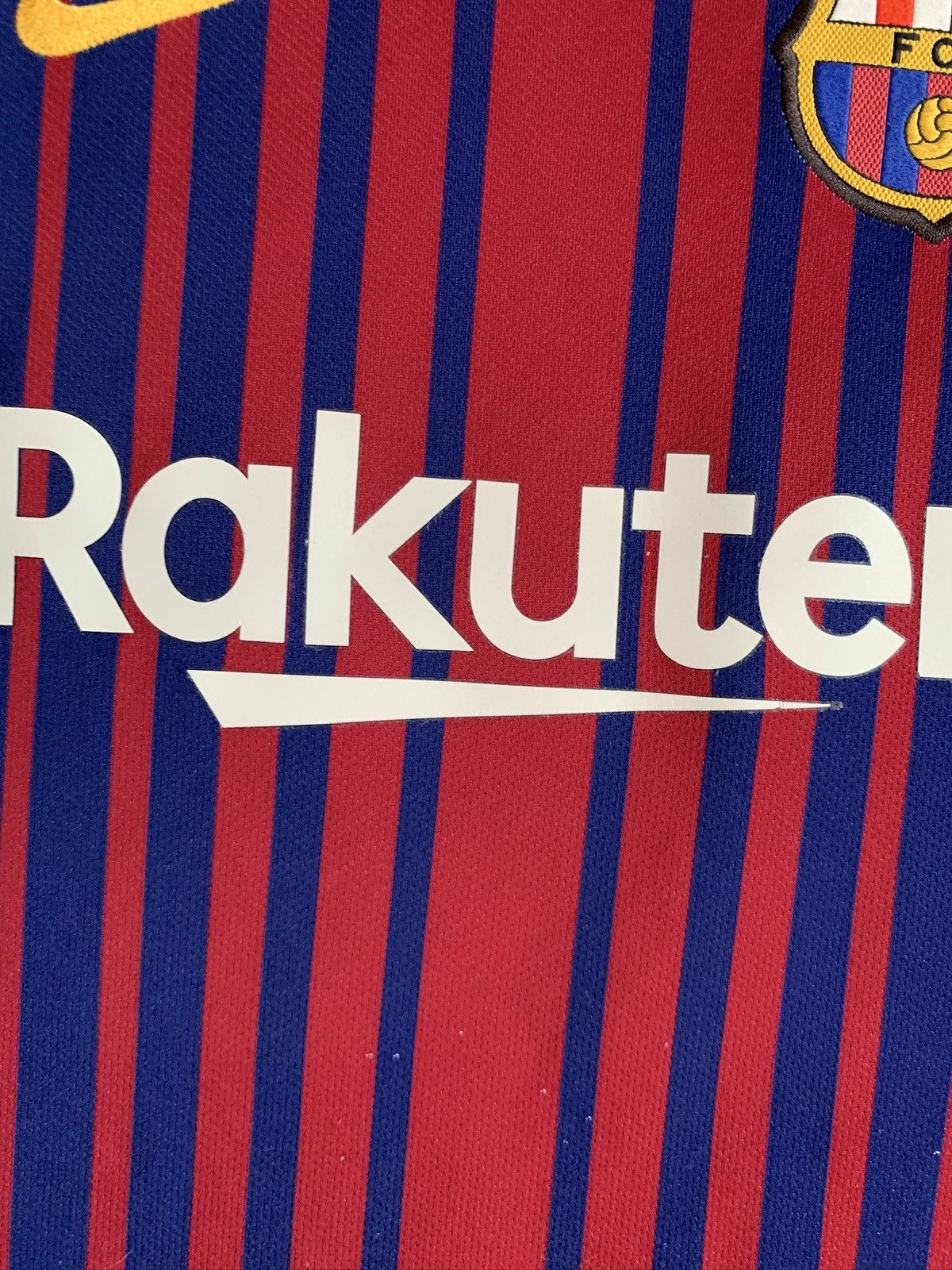 Nike Barcelona 2017 Home Football Shirt Nike Soccer Jersey Sz XS Size US S / EU 44-46 / 1 - 10 Thumbnail