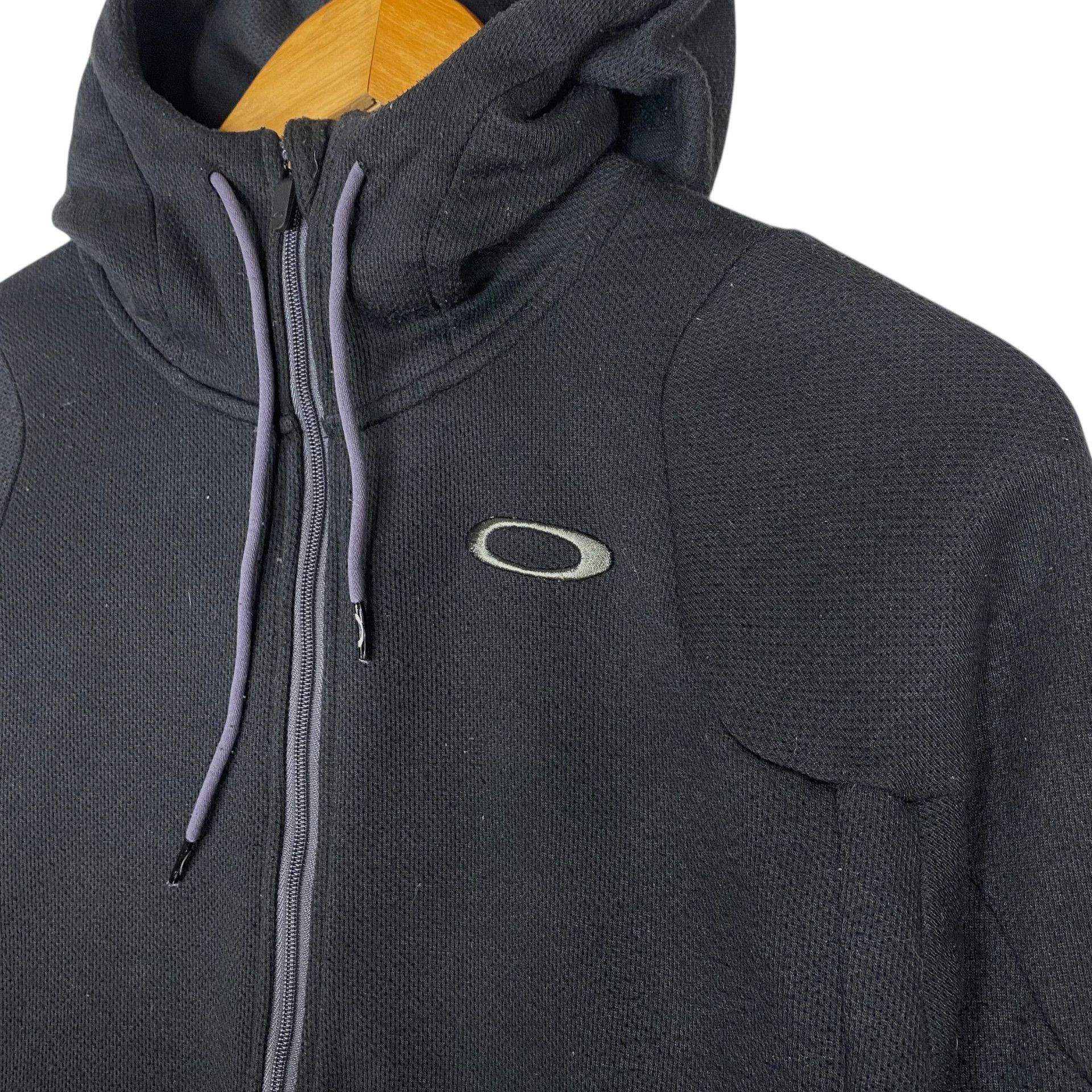 Oakley 💥OAKLEY TECTICAL SPORT HOODIE SWEATER Size US M / EU 48-50 / 2 - 5 Thumbnail