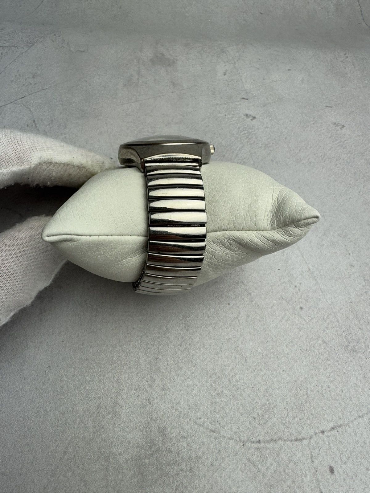 Japanese Brand × Vintage Omax Watch Japanese Style Vintage Size ONE SIZE - 2 Thumbnail