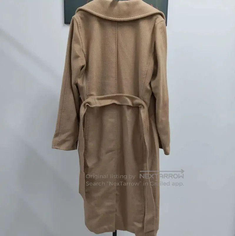 Max Mara MaxMara Elegant Long Wool Coat for Women . Size M / US 6-8 / IT 42-44 - 2 Thumbnail