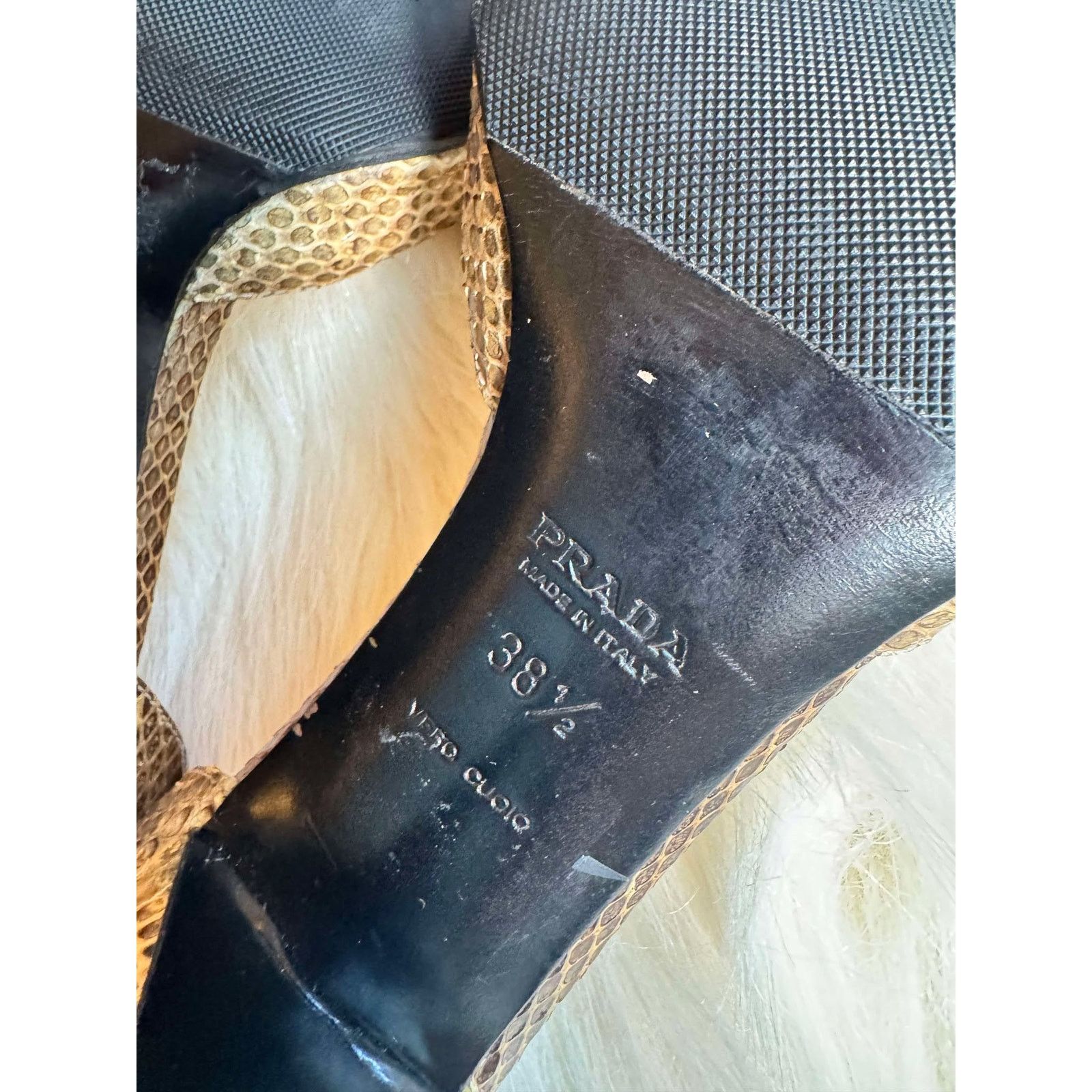 Prada Authentic Prada Classic Snakeskin Heels Size US 8 / IT 38 - 9 Thumbnail