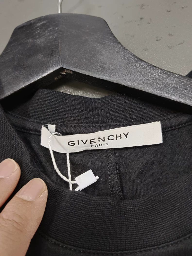 Givenchy Givenchy Graffiti Printed Logo Short Sleeve T-Shirt Black Size US XXS / EU 40 - 3 Thumbnail