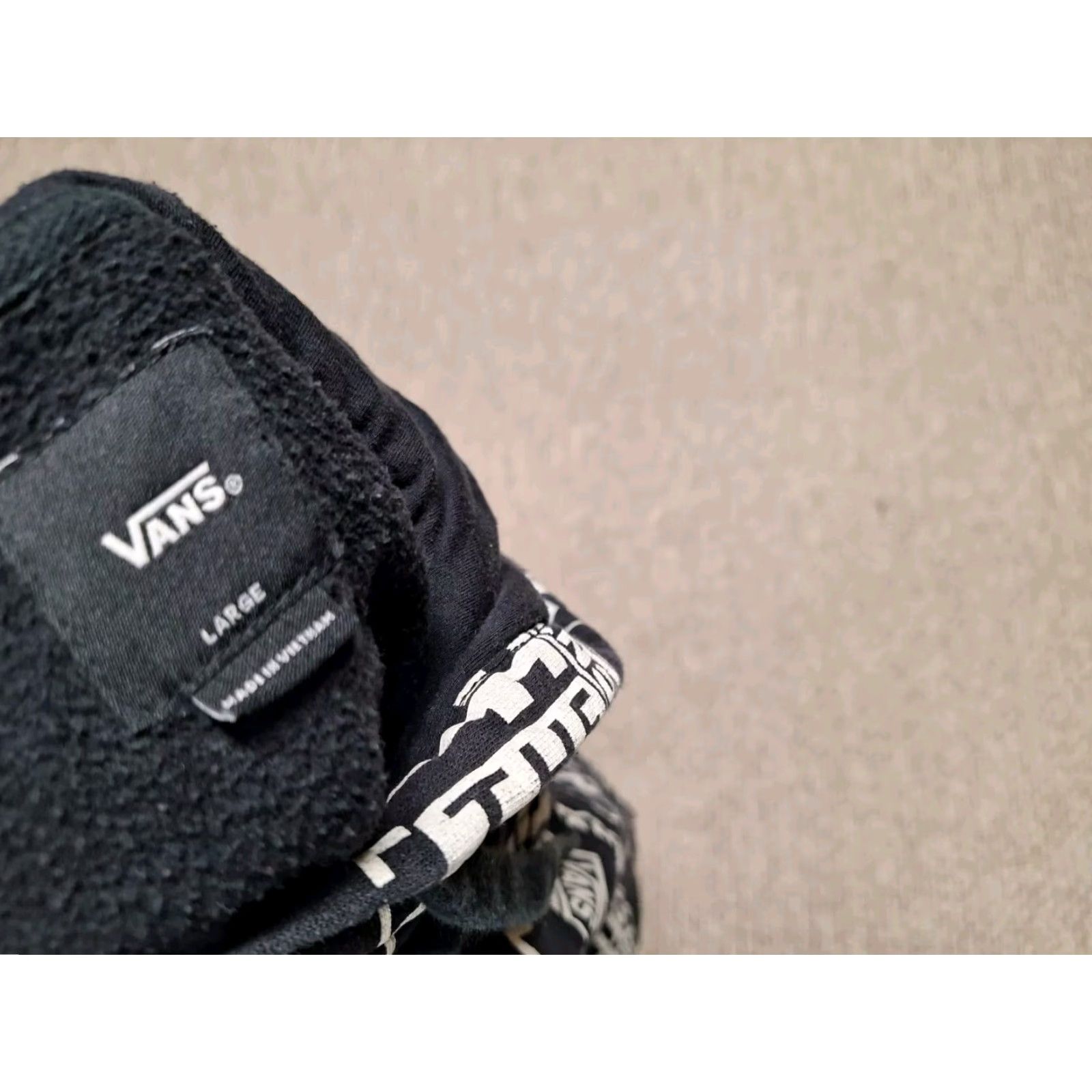 Vans VANS Off The Wall Hoodie Men L Black Skateboarding Pullover Retro Rare L Size US L / EU 52-54 / 3 - 2 Thumbnail