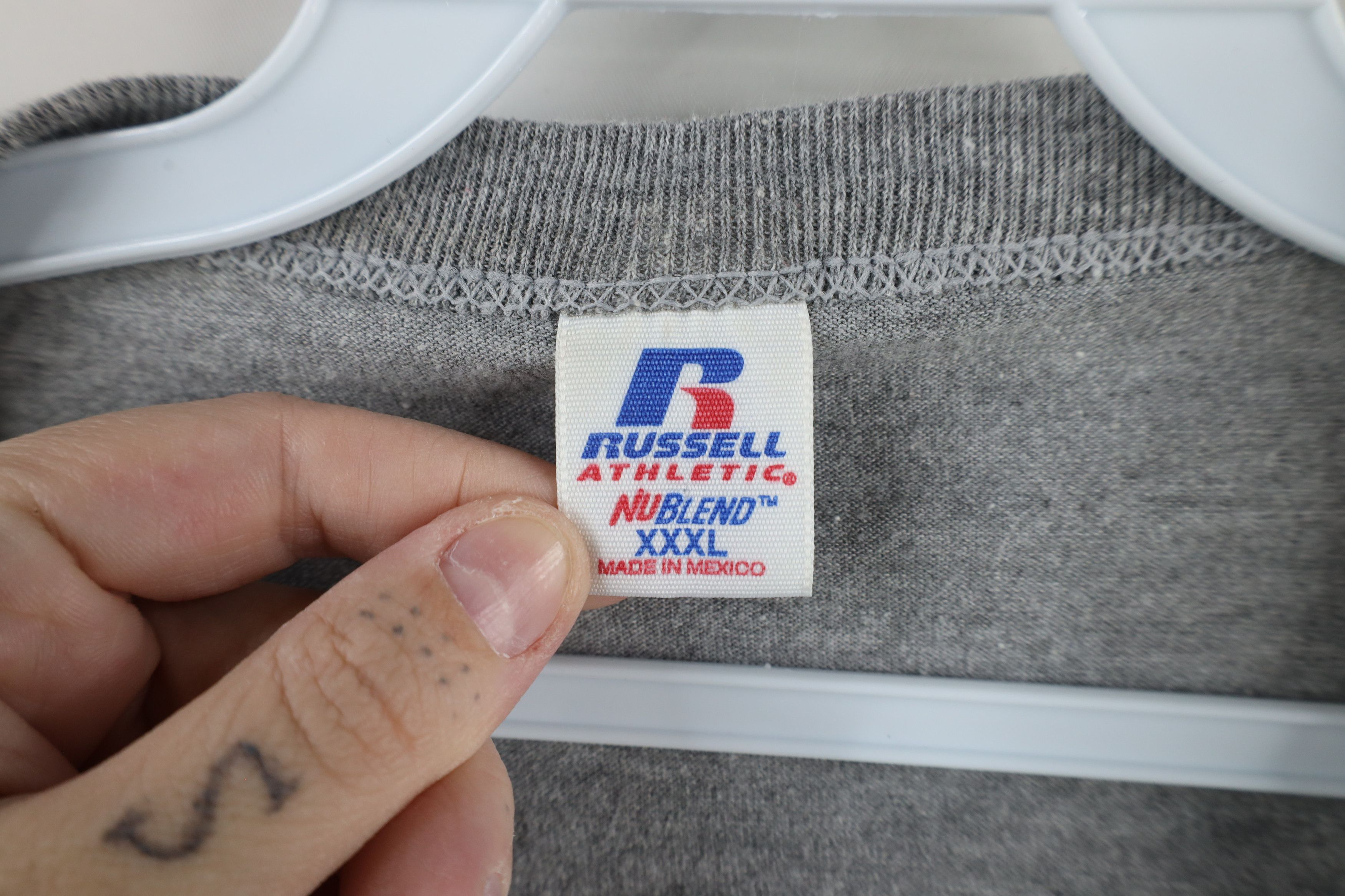 Russell Athletic × Vintage Vintage Russell Athletic University of Basketball T-Shirt Size US XXL / EU 58 / 5 - 6 Thumbnail
