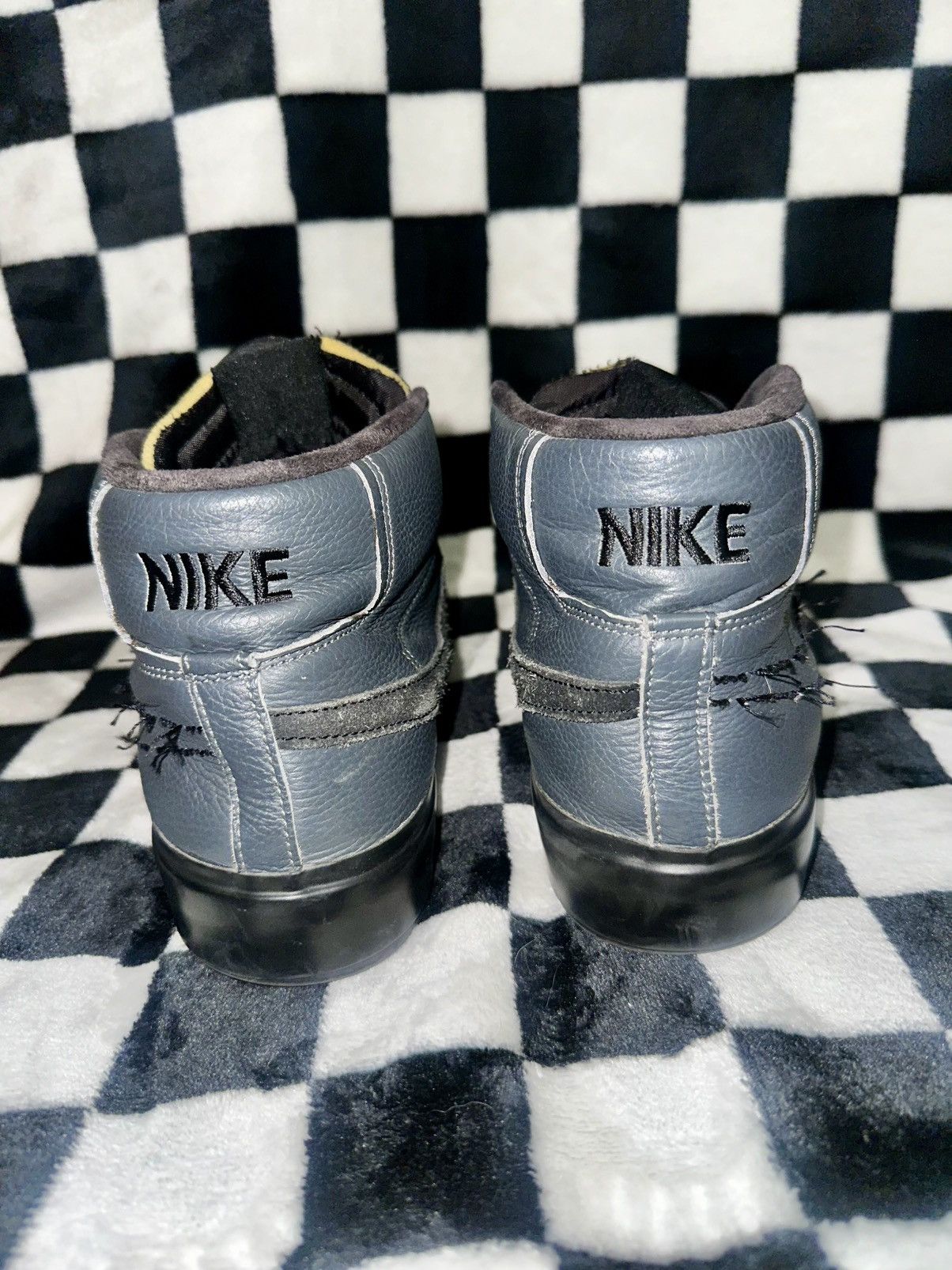 Nike Nike SB Blazer Zoom Mid Size US 11 / EU 44 - 5 Thumbnail