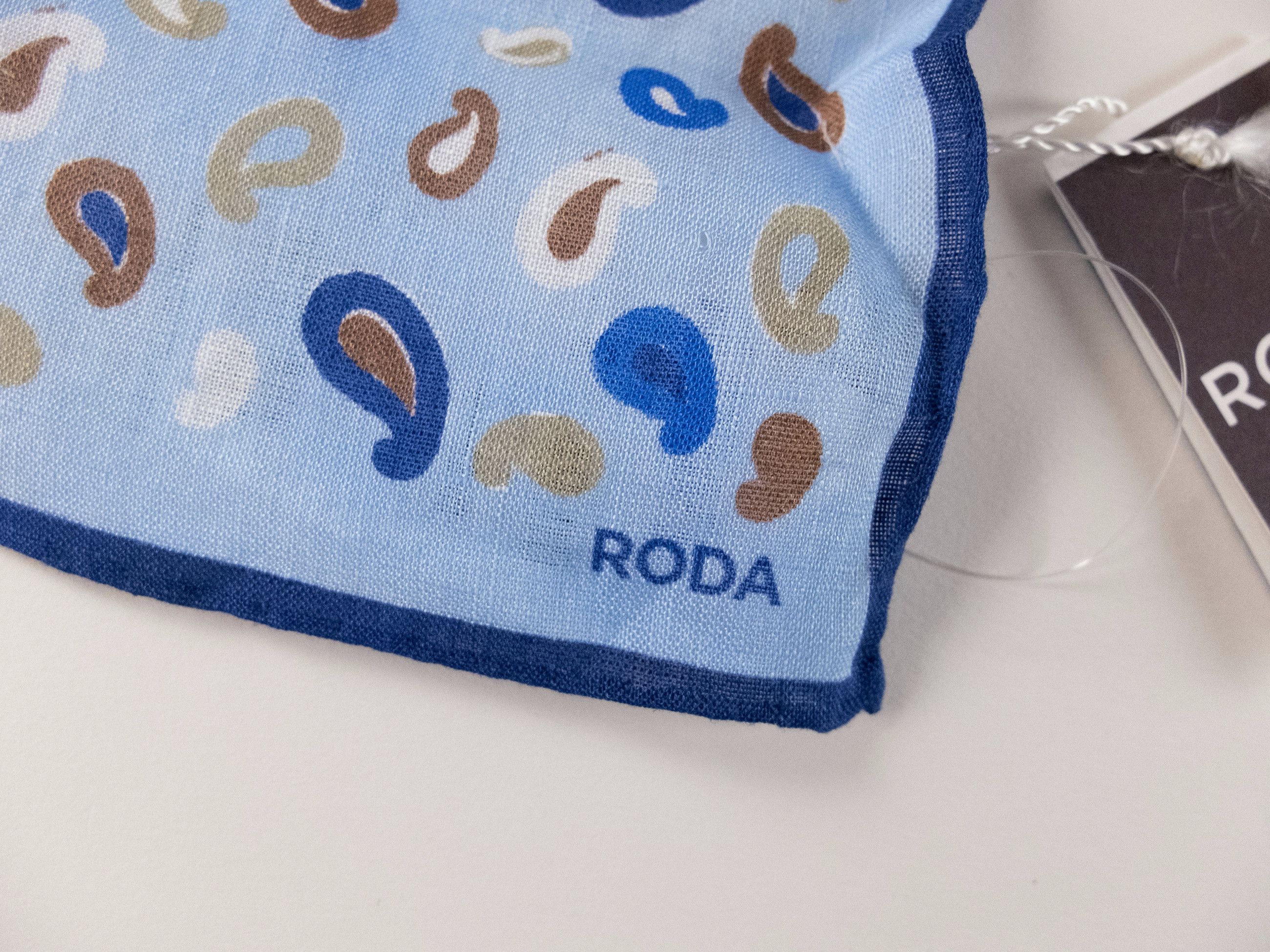 Other RODA 3 x hand made linen paisley heart floral pocket squares Size ONE SIZE - 3 Thumbnail