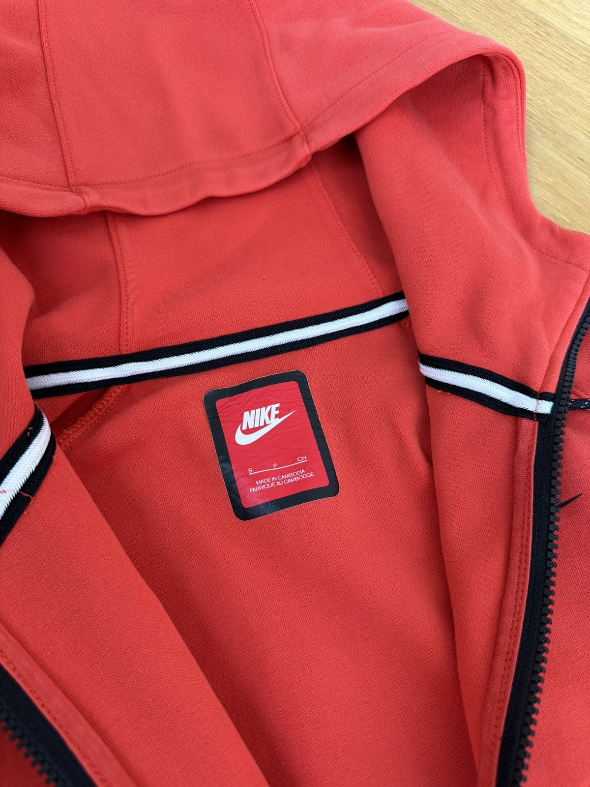 Nike 🇨🇭Nike Tech Fleece Zip Hoodie Swiss Team Logo Size US S / EU 44-46 / 1 - 11 Thumbnail