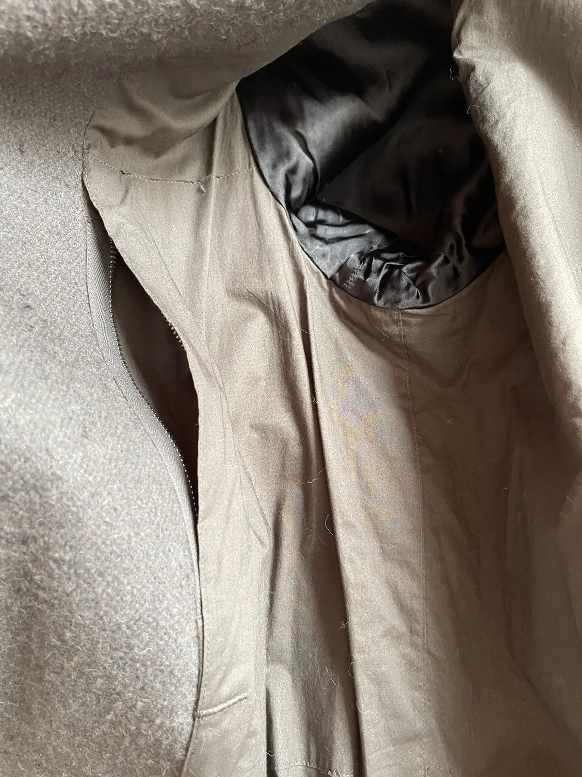 Rick Owens FW18 Sisyphus Runway Bell Coat Size US M / EU 48-50 / 2 - 12 Thumbnail