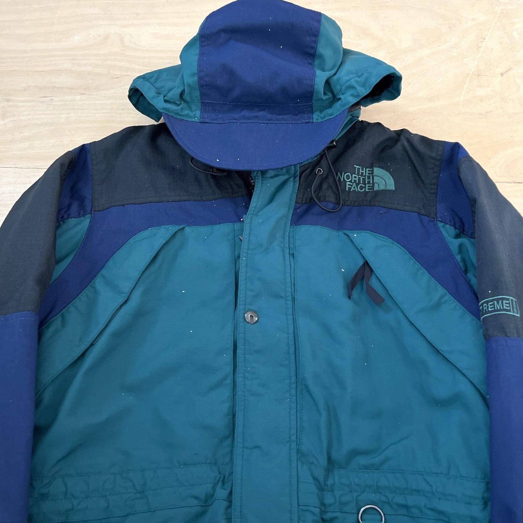 The North Face VINTAGE The North Face Mountain Light Jacket Parka Green S Mens 90s Outdoor Softshell Water Resistant Logo Zipper Size US S / EU 44-46 / 1 - 3 Thumbnail