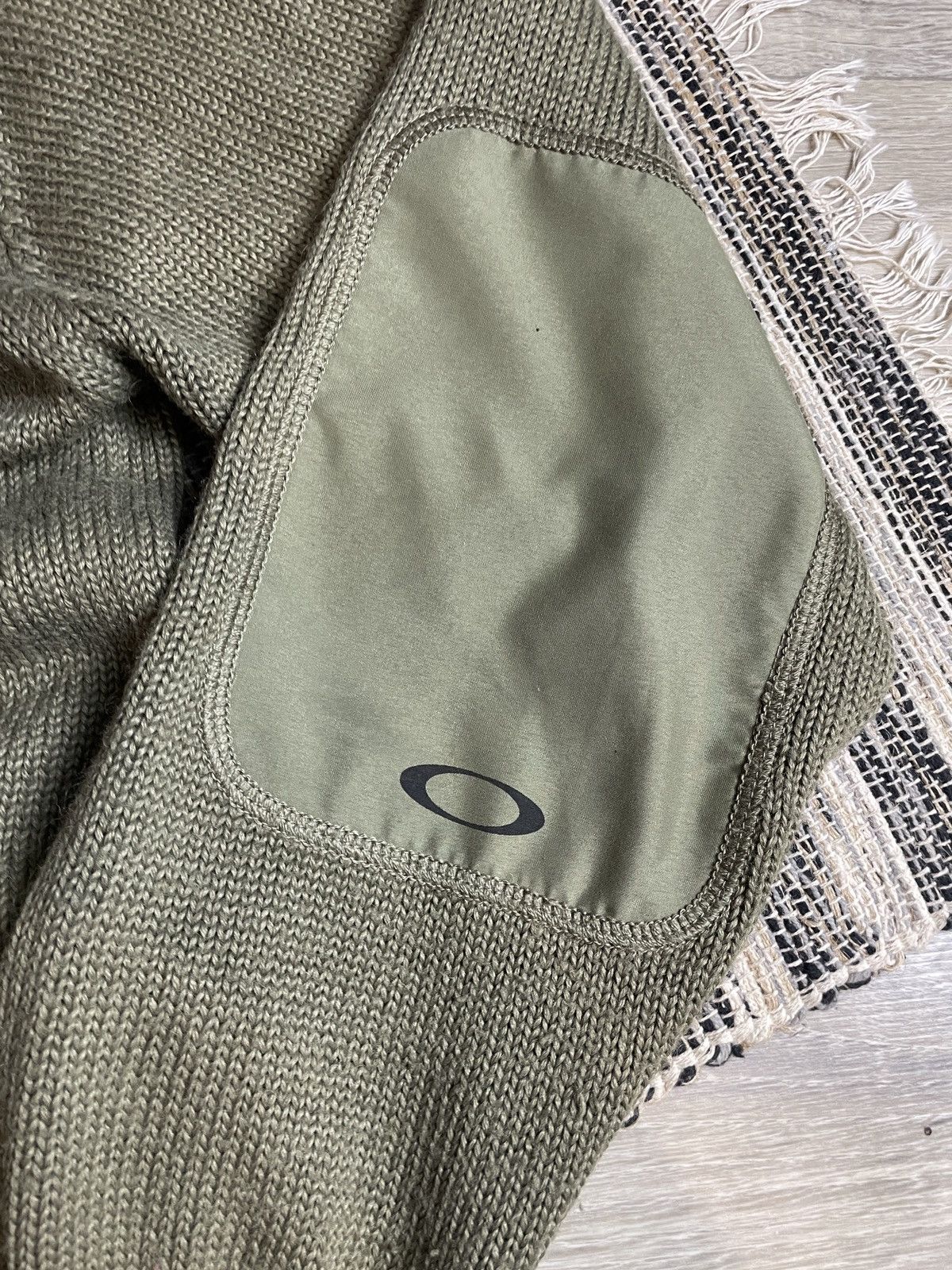 Oakley ☠️ OAKLEY 00s Nylon-Knitted Logo Knitwear Sweater M Size US M / EU 48-50 / 2 - 13 Thumbnail