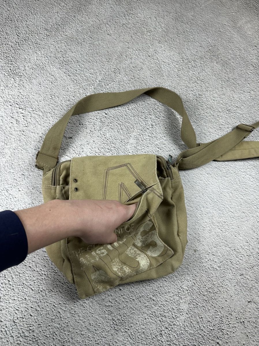 Japanese Brand Vintage Diesel Style Shoulder Bag Canvas Y2K Faded SK8 Size ONE SIZE - 4 Thumbnail