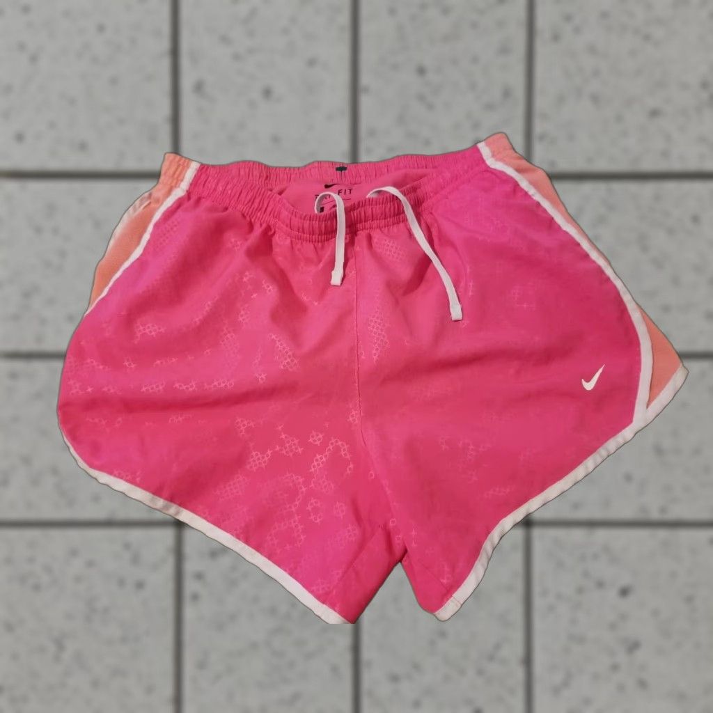 Nike Womens Nike Shorts L Large Pink Athletic Gym Workout Size 36" / US 14 / IT 50 - 1 Thumbnail